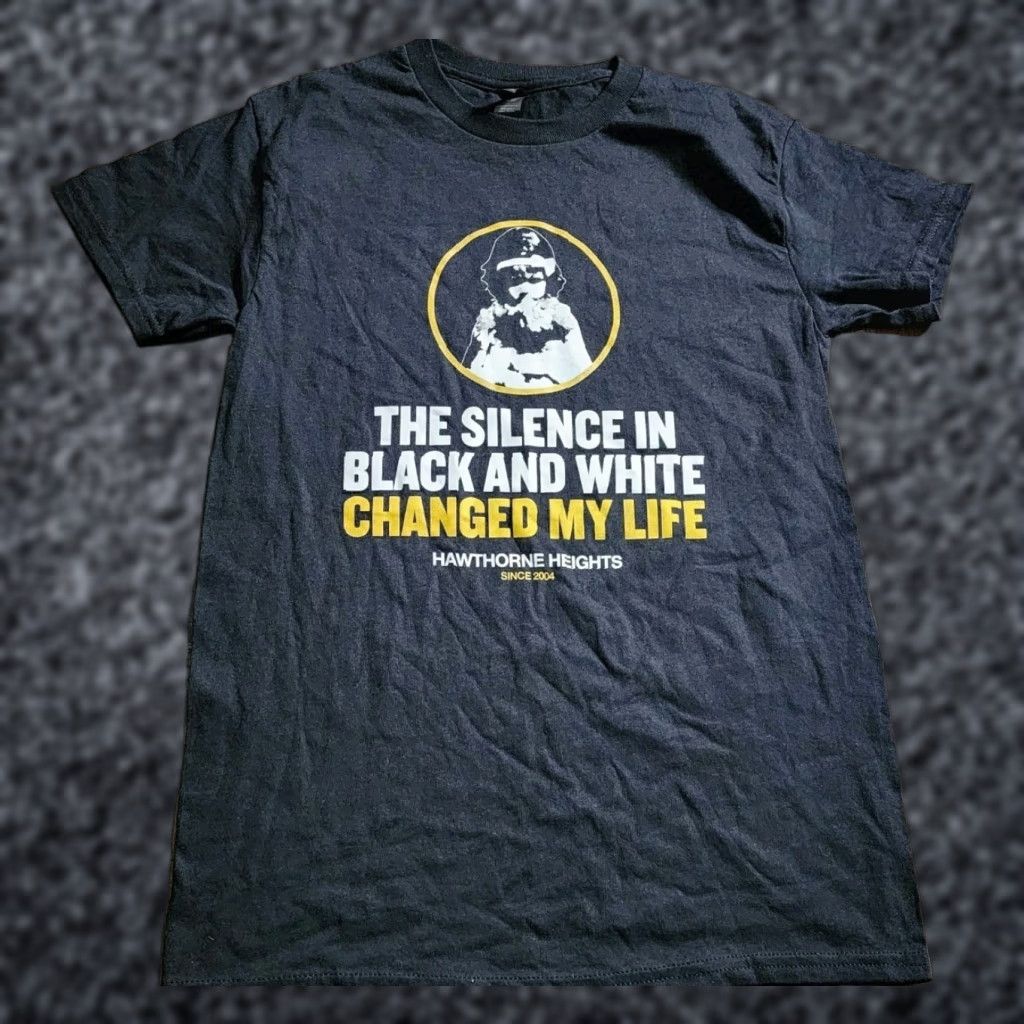 Gildan Mens S Hawthorne Heights The Silence in Black and White Changed My Life T Shirt Size US S / EU 44-46 / 1 - 1 Thumbnail