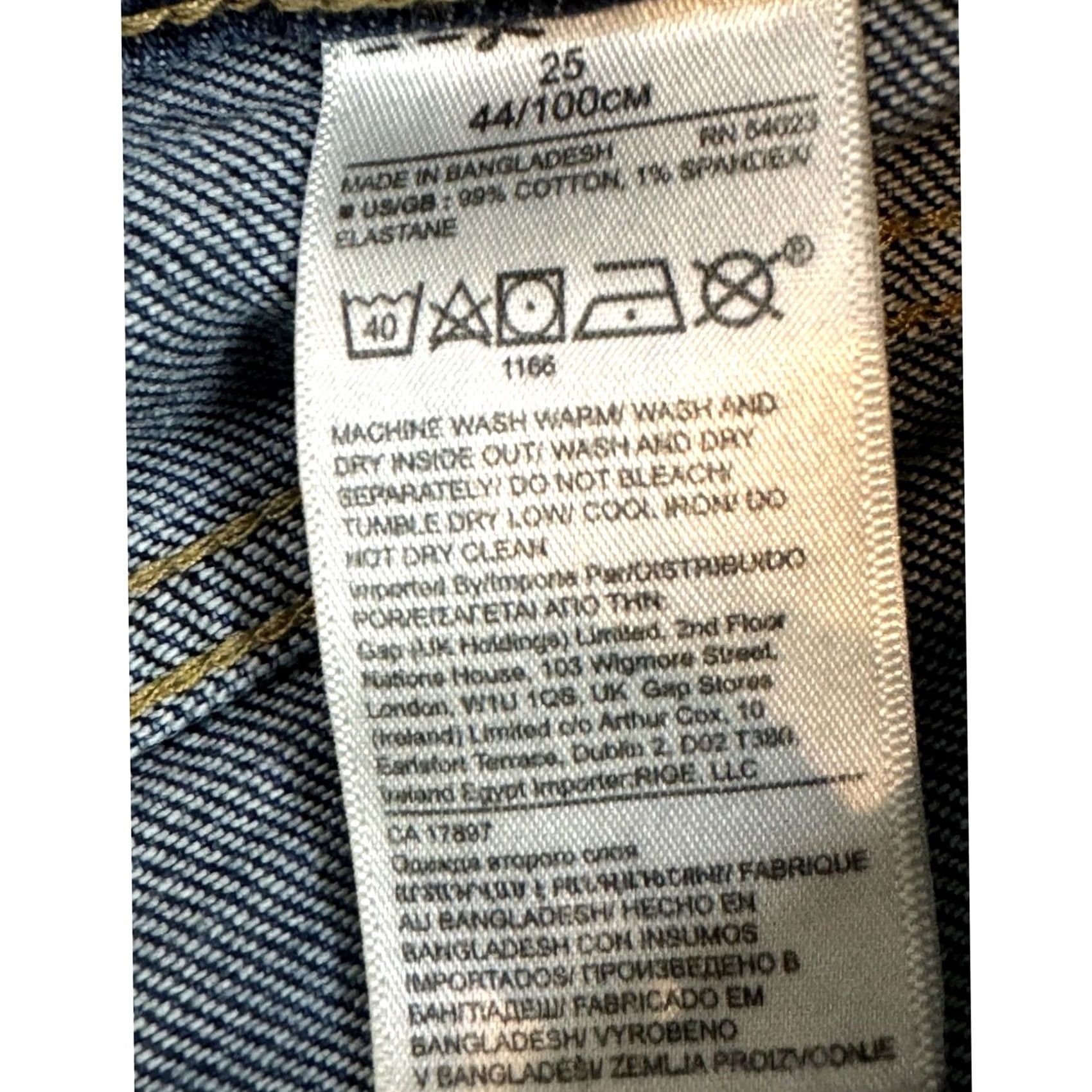 Banana Republic VINTAGE? No. Banana Republic Distressed Jeans Women’s High Rise Straight Leg Size 25 Blue Denim 5-Pocket Regular Inseam 26 Size 42" / US 20 - 7 Thumbnail