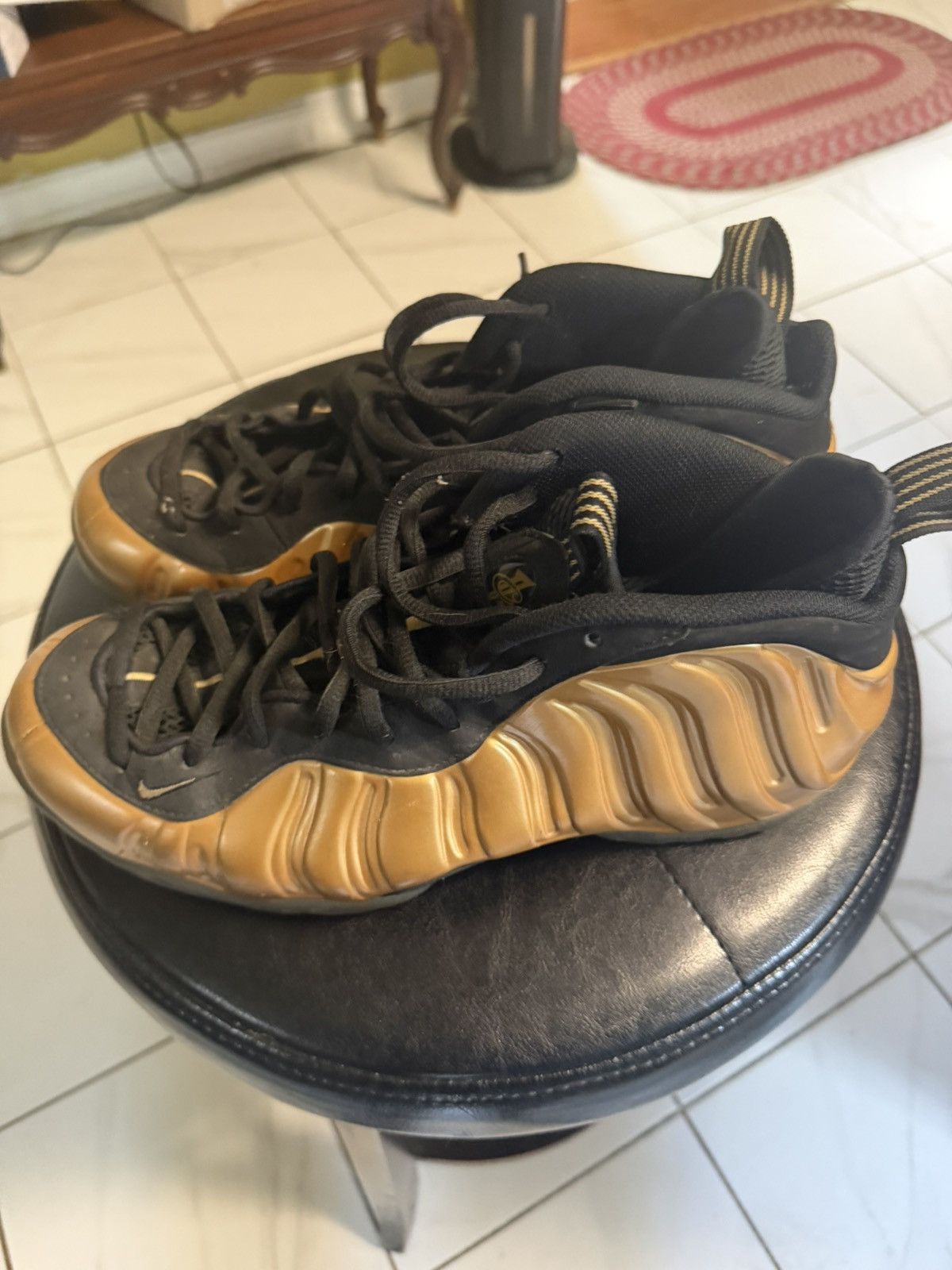Nike Nike foamposite metallic gold Size US 11.5 / EU 44-45 - 3 Thumbnail