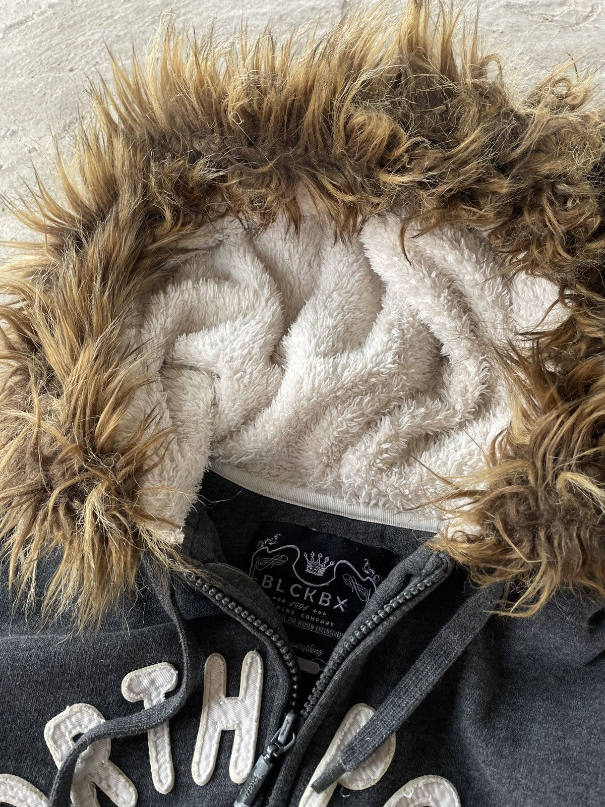 Japanese Brand × Vintage Crazy Y2K NorthPoint Faux Fur Zip Hoodie Japanese LGB Style Size US S / EU 44-46 / 1 - 6 Thumbnail