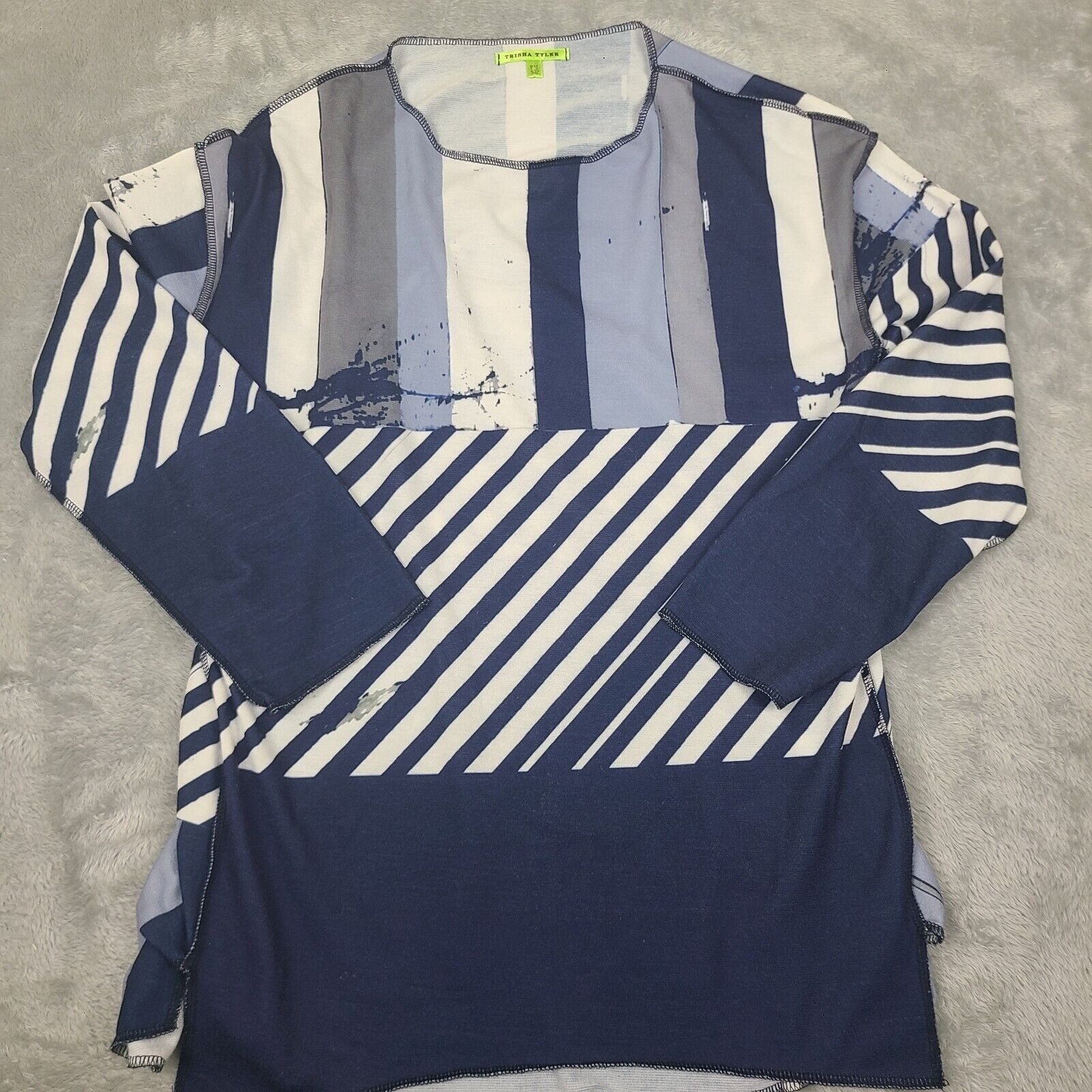 Vintage Trisha Tyler Abstract Blue White Art to Wear Casual Boho Blo Size ONE SIZE - 1 Thumbnail