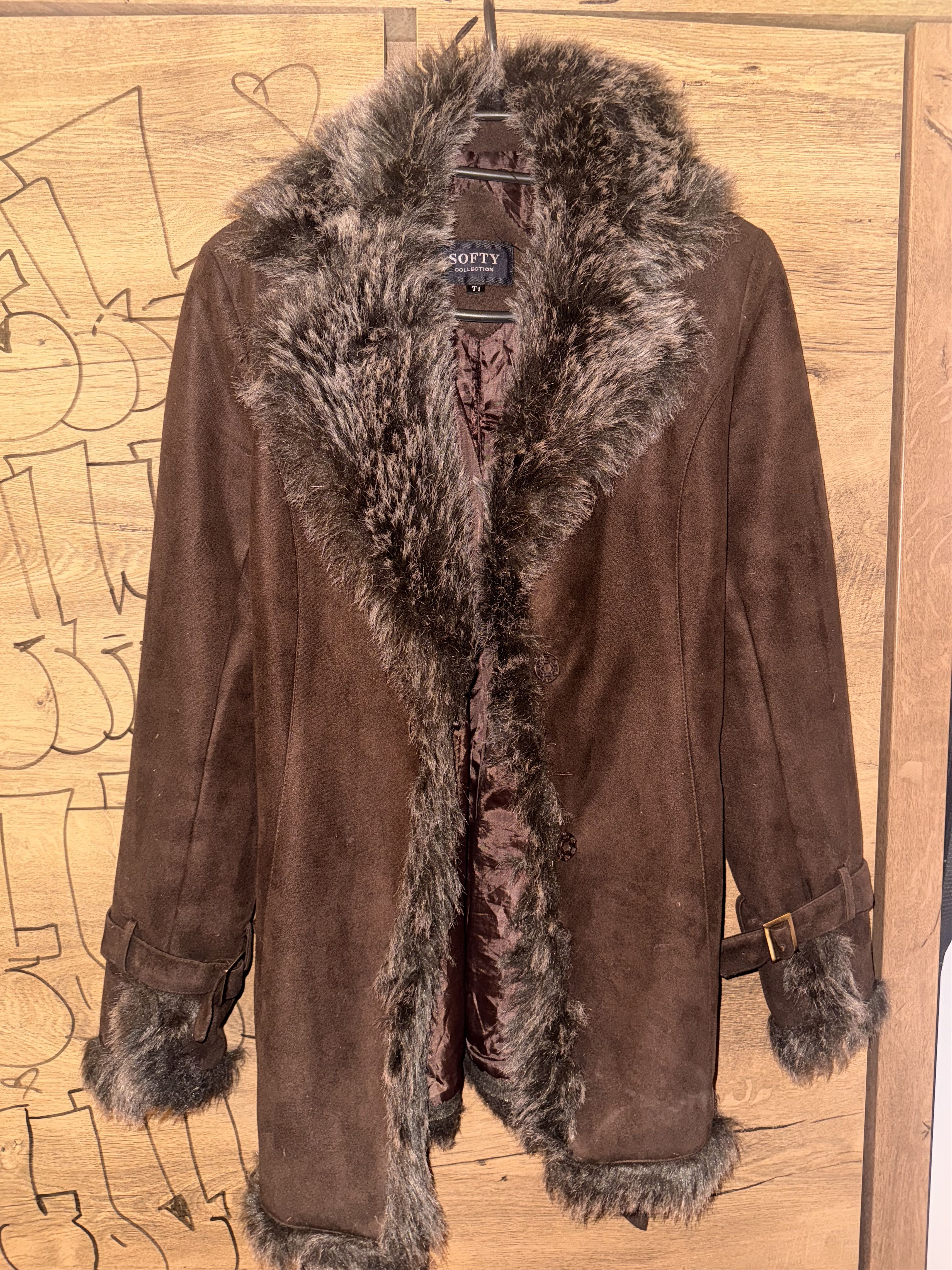 Vintage brushed leather jacket with fur