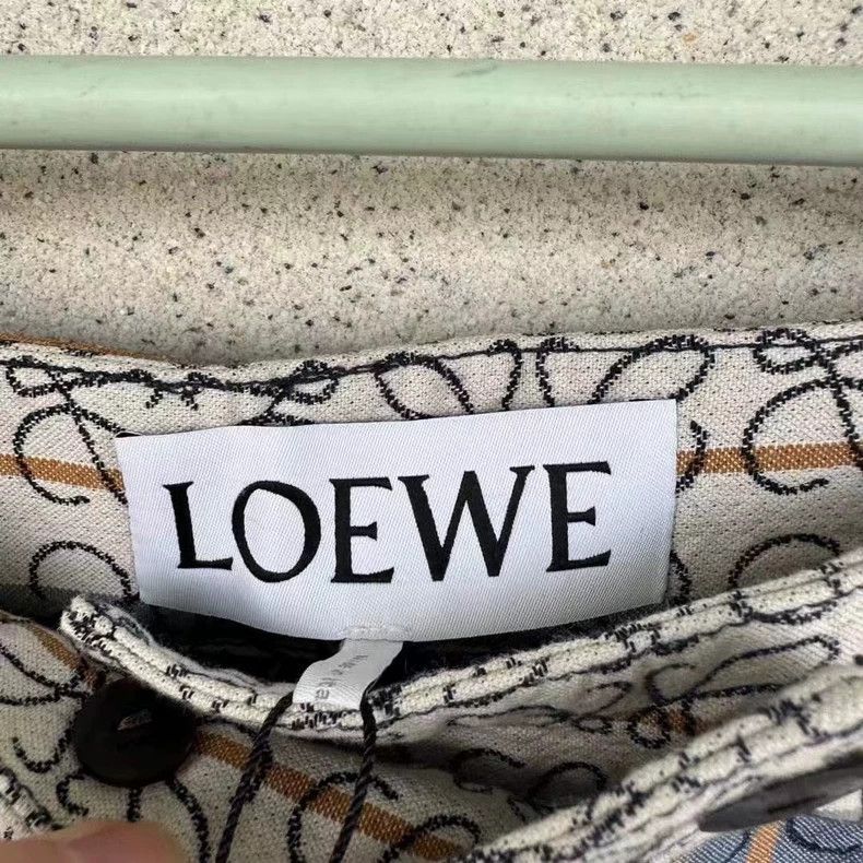 Loewe loewe Full-print shorts 2506-Nextarrow Size US 36 / EU 52 - 2 Thumbnail