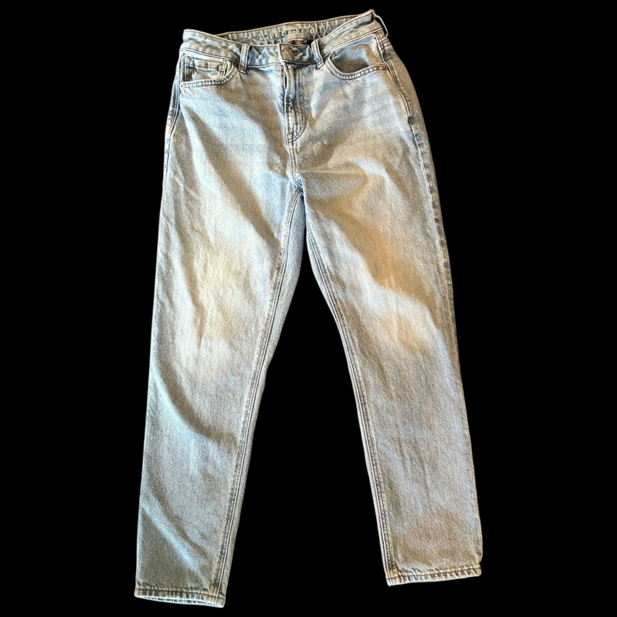 American Eagle Outfitters American Eagle Light Wash High Rise Strigid Mom Denim Jean 2 Size 27" / US 4 / IT 40 - 2 Thumbnail