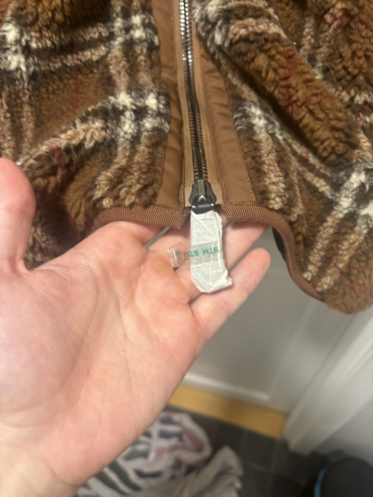 Burberry Burberry Brown Vintage Check Fleece Funnel Neck Jacket Size US XL / EU 56 / 4 - 6 Thumbnail