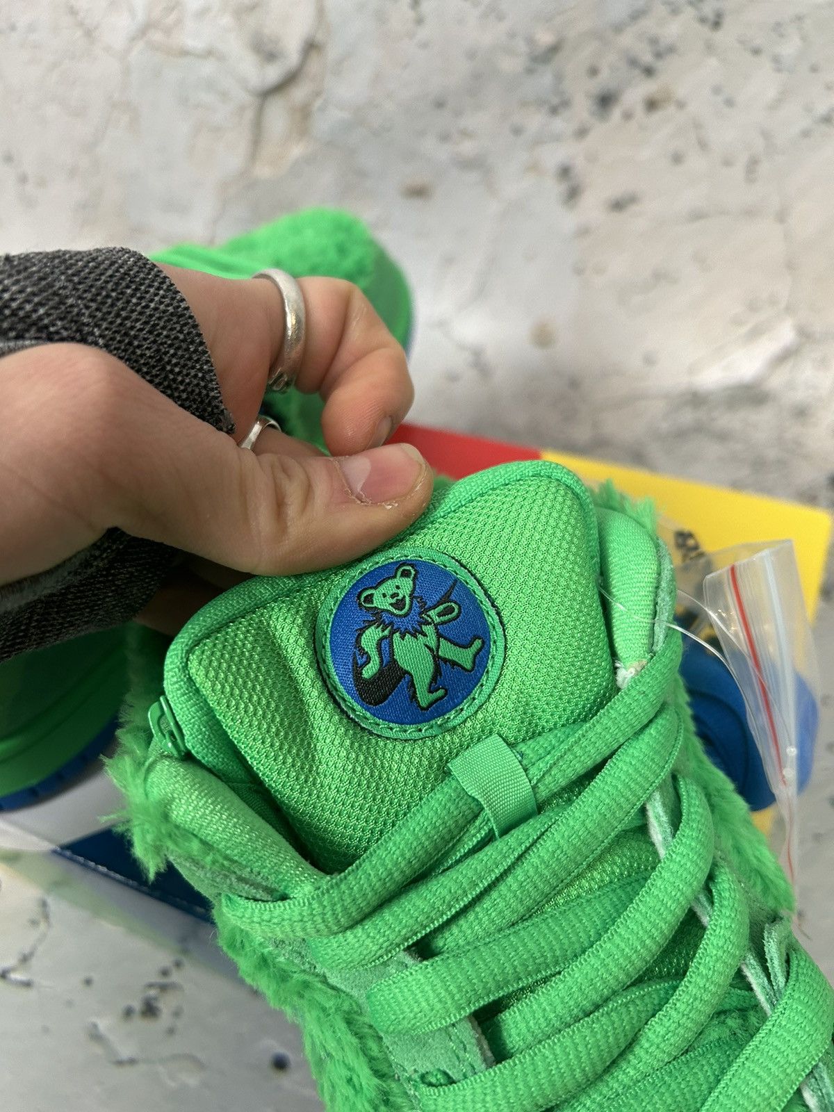 Nike Nike Dunk SB Grateful Dead Green Fluffy Sneakers Rare Hype Size US 5 / EU 37 - 5 Thumbnail