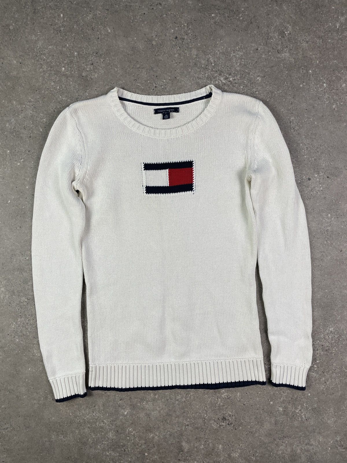 Tommy Hilfiger × Vintage Vintage Y2K Tommy Hilfiger Big Logo Sweater Size US XS / EU 42 / 0 - 1 Thumbnail