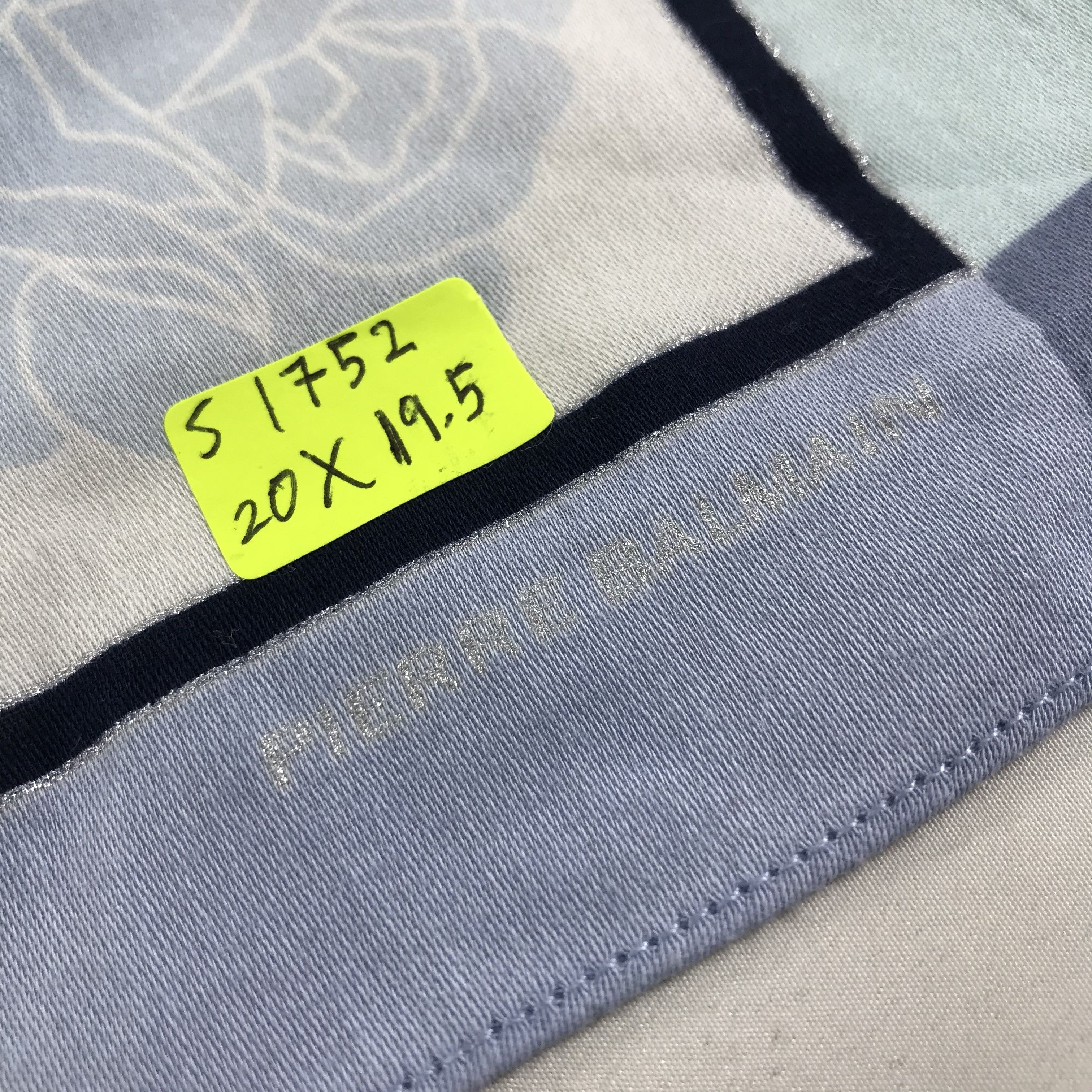 Pierre Balmain Pierre Balmain Bandana / Handkerchief / Neckerchief - S1752 Size ONE SIZE - 5 Thumbnail