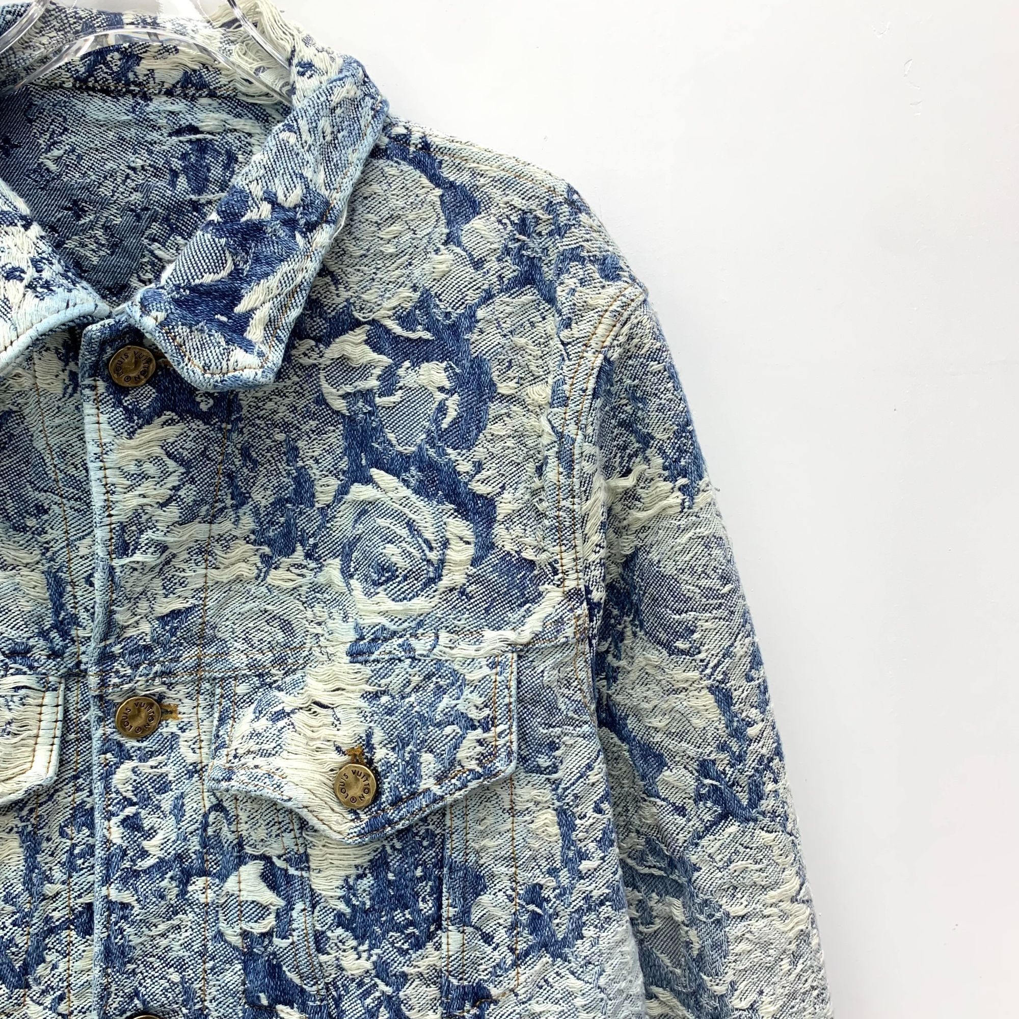 Louis Vuitton Louis Vuitton Blue Floral Distressed Denim Jacket Size 50 L Size US L / EU 52-54 / 3 - 7 Thumbnail