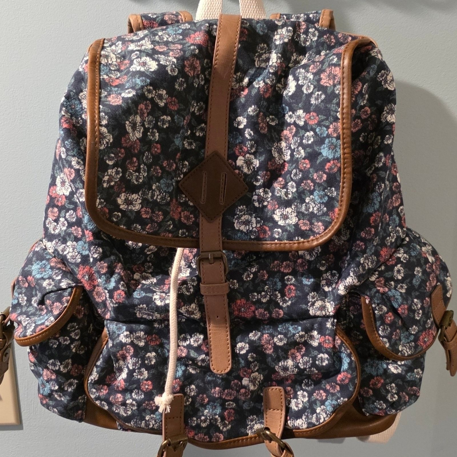 Other Vintage Mudd Floral Canvas Backpack with Faux Leather Trim Size ONE SIZE - 1 Thumbnail