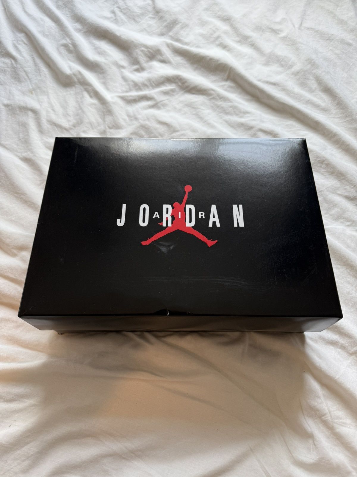 Jordan Brand × Nike NIKE AIR JORDAN 11 RETRO WHITE / LEGEND BLUE Size US 10 / EU 43 - 14 Thumbnail