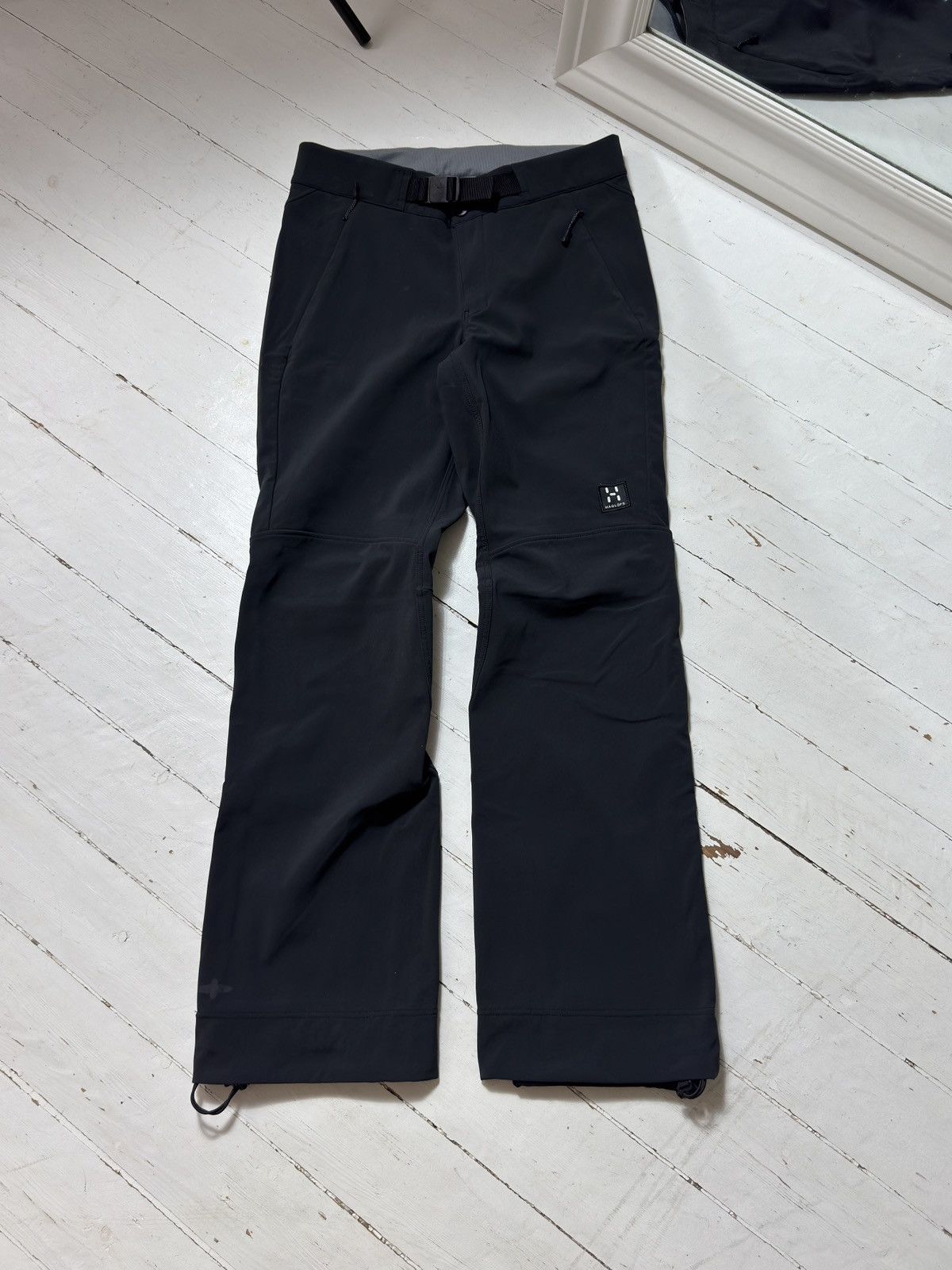 Haglofs VINTAGE HAGLOFS MINI LOGO TRACKING PANTS Size 28" / US 6 / IT 42 - 1 Thumbnail
