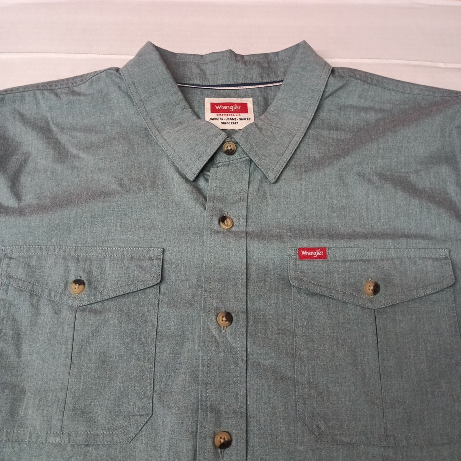 Wrangler Wrangler Men's Relaxed Woven Button Up Shirt Size 2XL Green Size US XXL / EU 58 / 5 - 2 Thumbnail