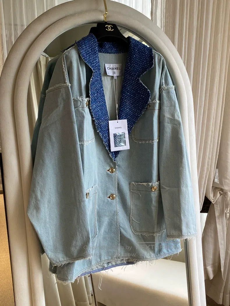 Chanel Chanel 20-year-old denim silhouette jacket Size XS / US 0-2 / IT 36-38 - 1 Thumbnail