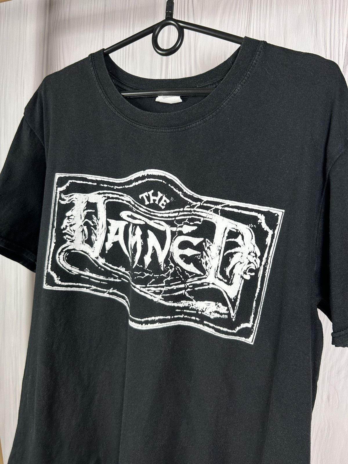 Band Tees Vintage The Damned Chiswick Singles Punk Rock Band Tee Sz L Size US L / EU 52-54 / 3 - 3 Thumbnail