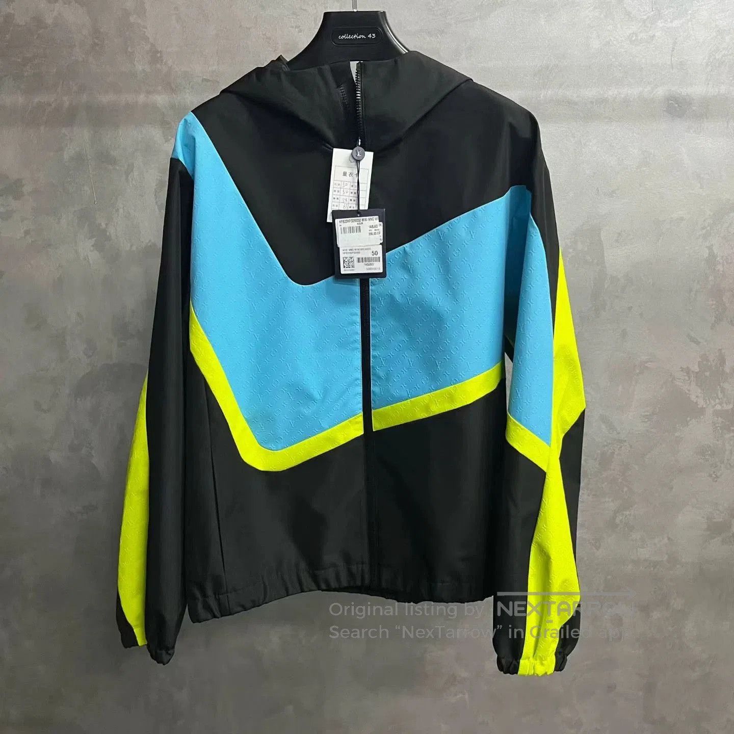 Louis Vuitton Louis Vuitton Black Logo Print Hooded Jacket. Size US L / EU 52-54 / 3 - 1 Thumbnail