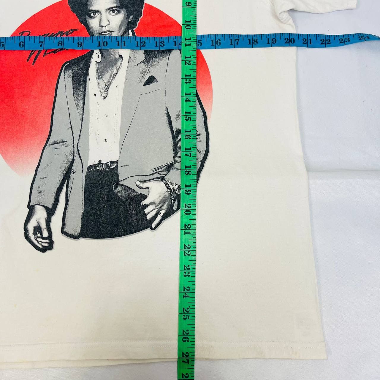 Band Tees Bruno Mars Japan Tour 2022 Official Goods Merch Size US L / EU 52-54 / 3 - 10 Thumbnail