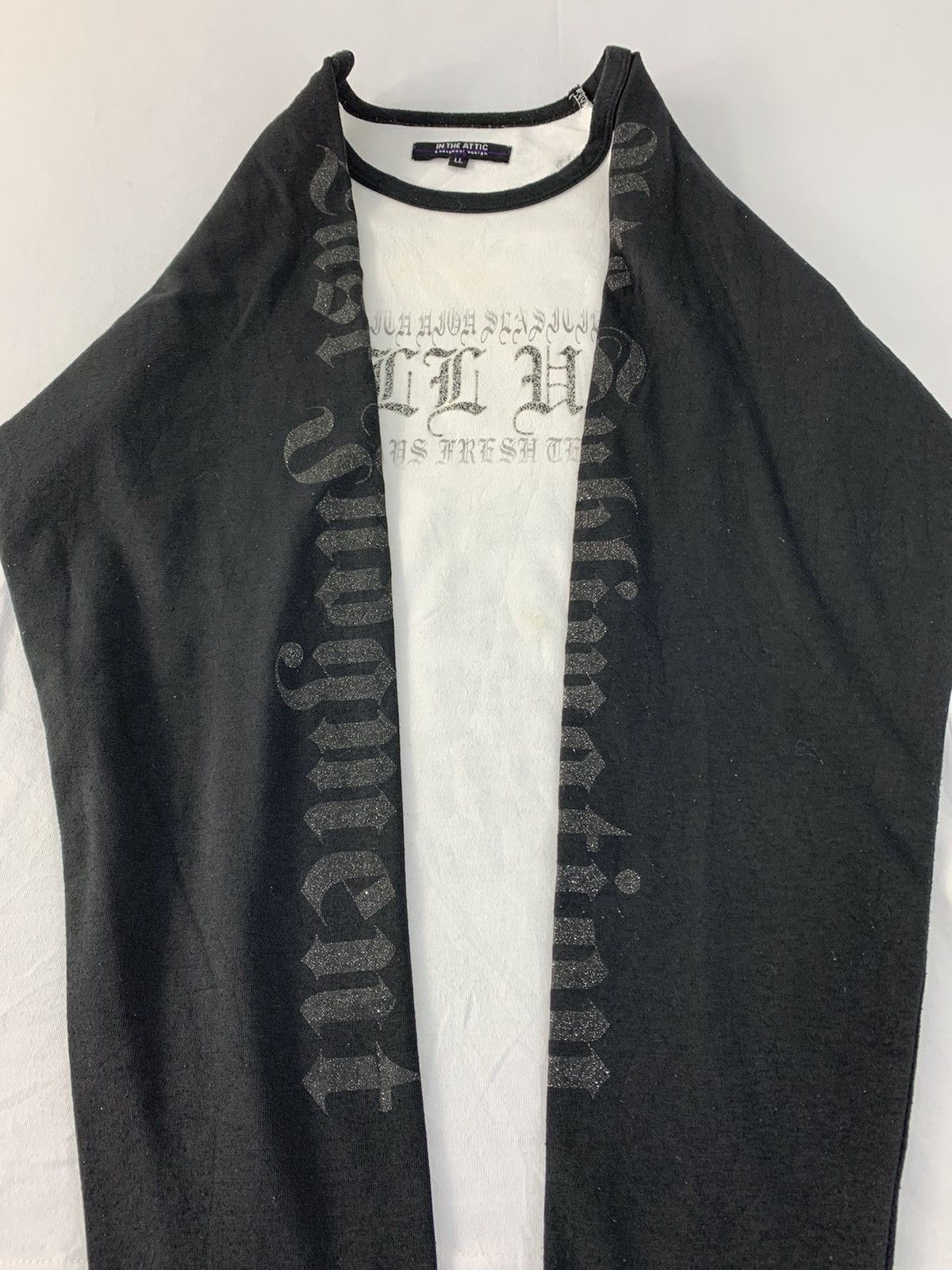 In The Attic In The Attic Full Use Gothic Raglan Design Logo Printed Tee Size US M / EU 48-50 / 2 - 5 Thumbnail