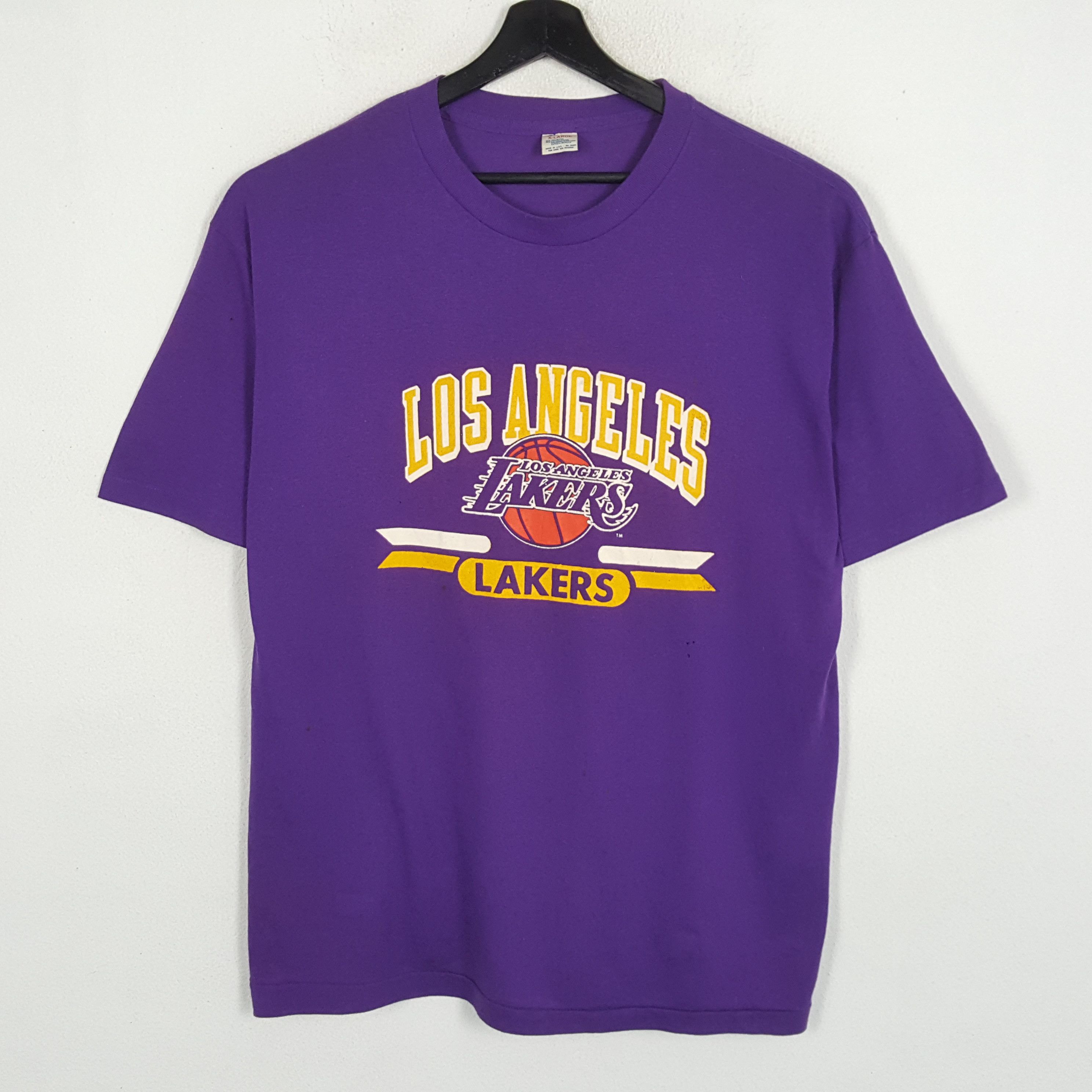 NBA × Vintage LAKERS LOS ANGELES NBA Basketball Vintage Champion Tshirt Size US XL / EU 56 / 4 - 1 Thumbnail