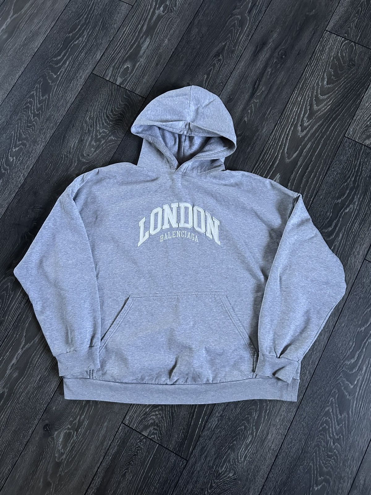 パーカー・フーディ *BALENCIAGA* Cities Paris Oversized Hood Blue White 674986TL Buy Balenciaga Wide Fit Hoodie 'Petrol Blue/Grey/White