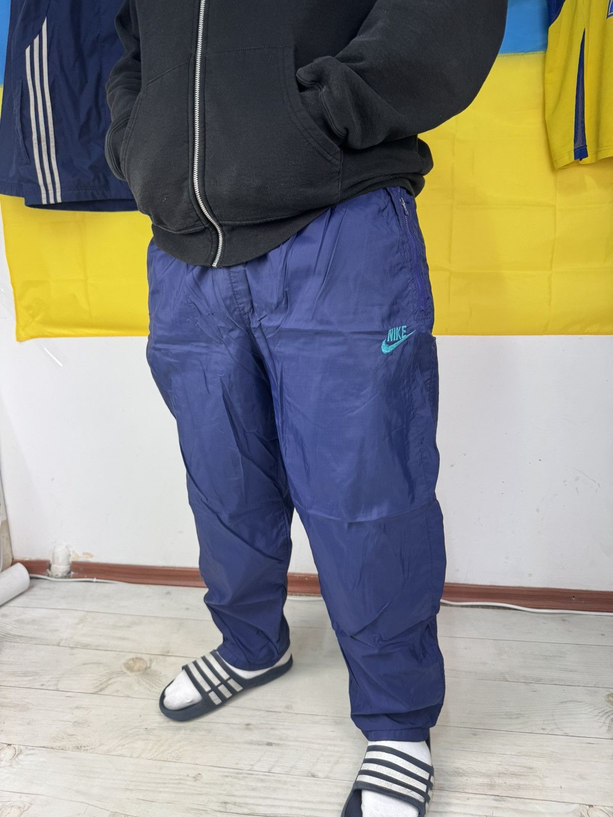 Nike Vintage Nike Nylon Pants Track 90s y2k Swoosh Size US 36 / EU 52 - 2 Thumbnail