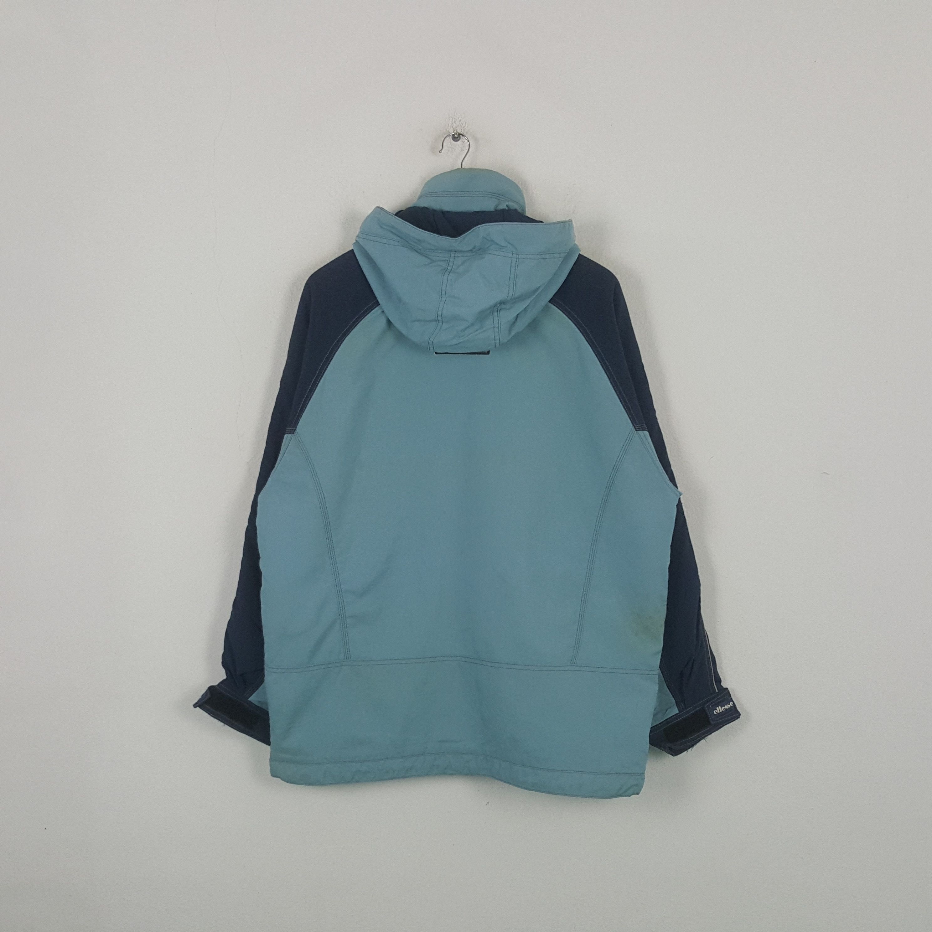 Ellesse Vintage Ellesse Outdoor Hoodies Jacket RR23 Size US XL / EU 56 / 4 - 3 Thumbnail