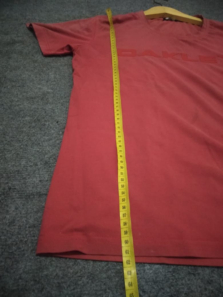Oakley × Vintage Vintage Oakley T-Shirt 2000s Logo Y2K Size US M / EU 48-50 / 2 - 10 Thumbnail