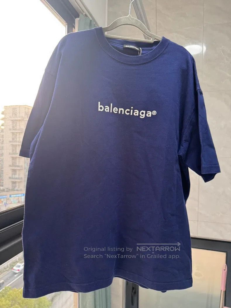 Balenciaga Balenciaga Logo letter emblem round-neck short-sleeve T-sh Size US L / EU 52-54 / 3 - 1 Thumbnail