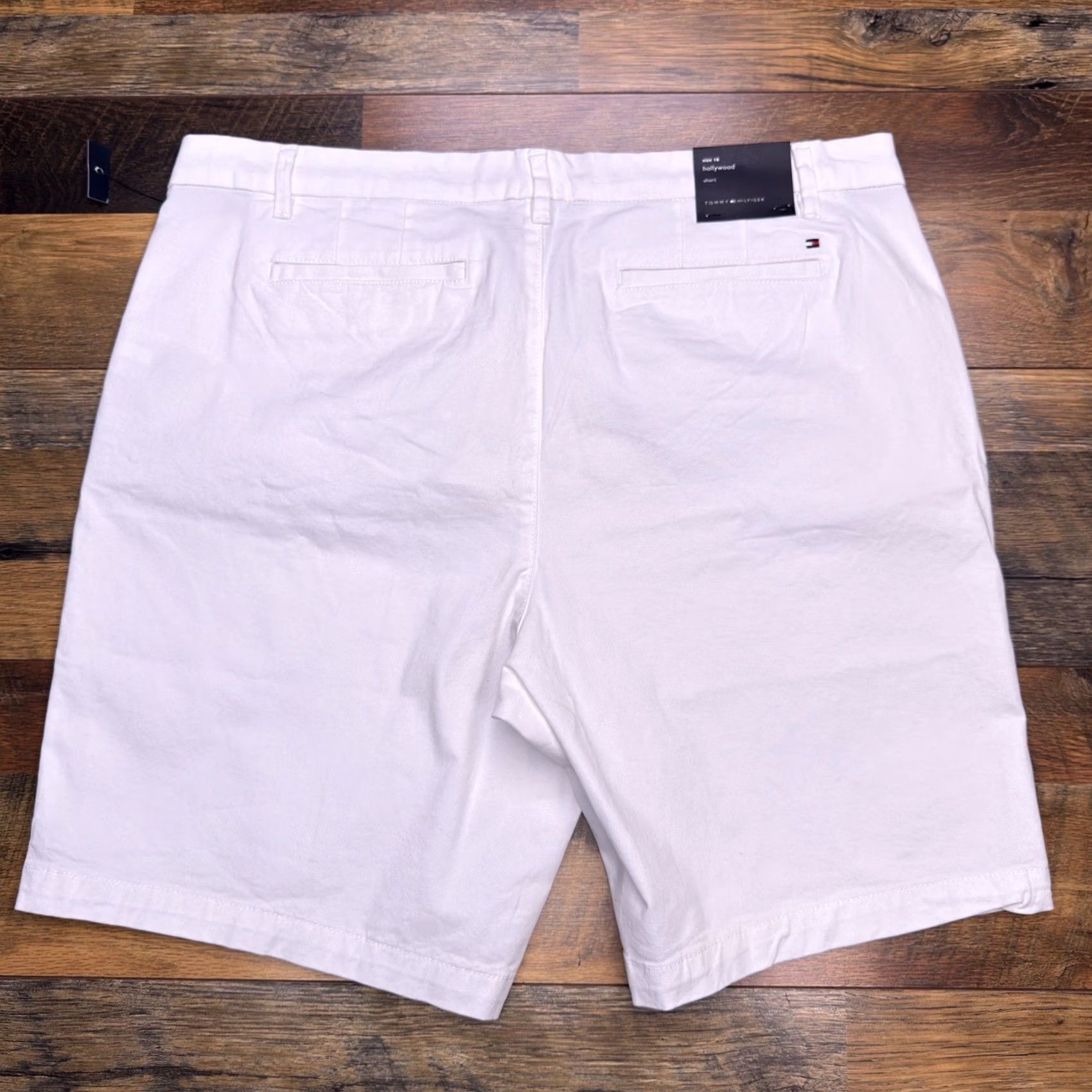 Tommy Hilfiger VINTAGE (No) not vintage; adjust accordingly. Size 38" / US 16 / IT 52 - 2 Thumbnail