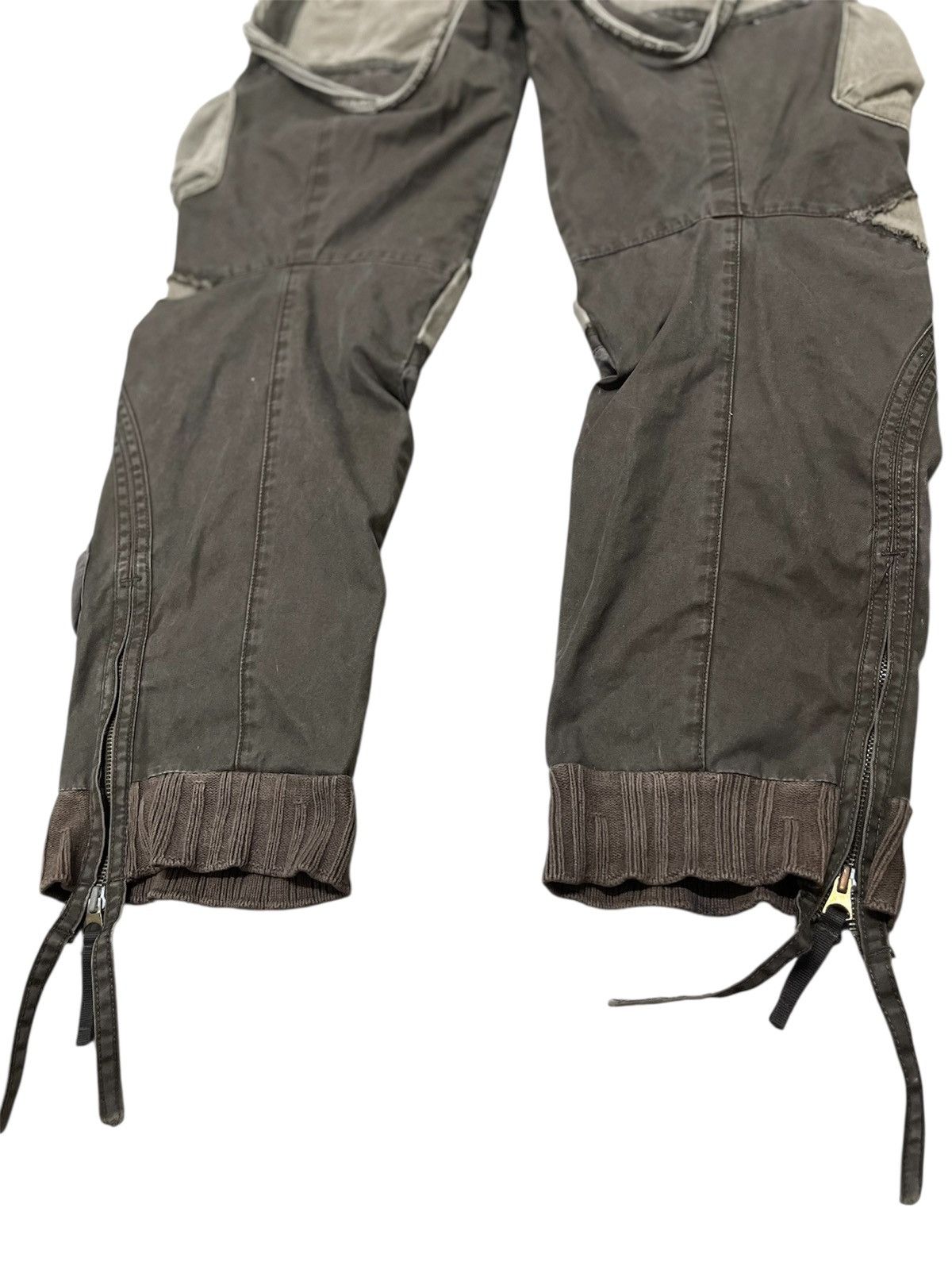 Marithe + Francois Girbaud 2000s Marithe+Francois Girbaud Bondage Cargo Pants Size US 32 / EU 48 - 15 Thumbnail
