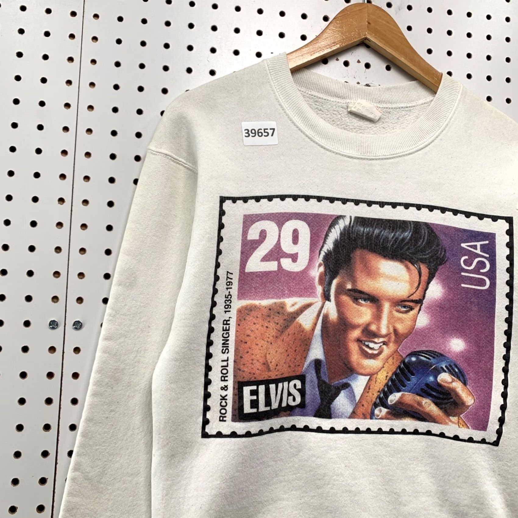 Fruit Of The Loom VINTAGE Elvis USA Stamp Graphic Crewneck Sweatshirt Mens S Fits XS USA Size US S / EU 44-46 / 1 - 6 Thumbnail