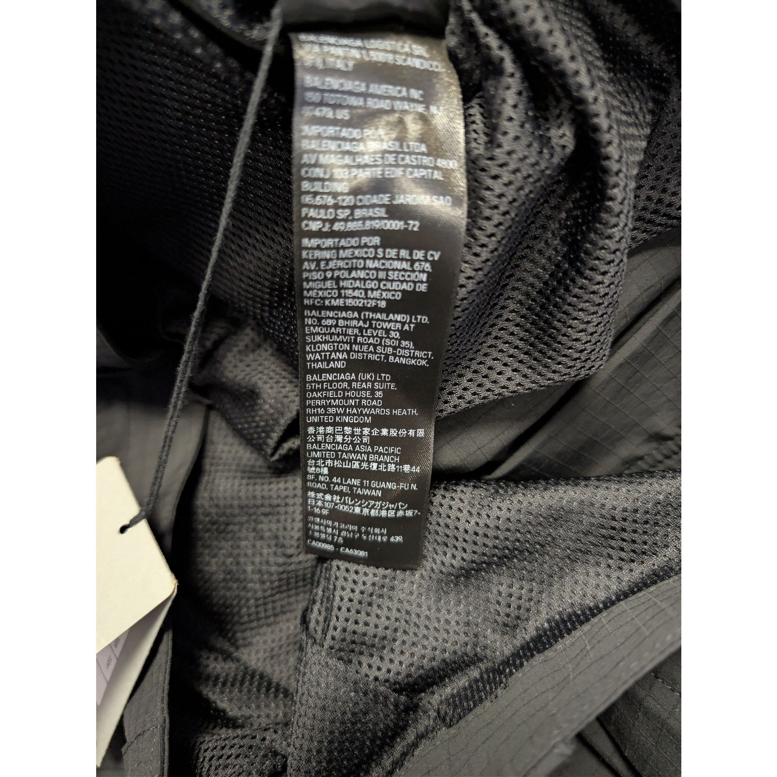 Balenciaga o1rshd1 Light Cargo Pants in Black Size US 32 / EU 48 - 20 Thumbnail