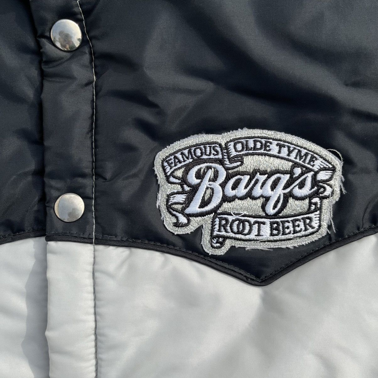 Other Root beer vest Size US L / EU 52-54 / 3 - 2 Thumbnail
