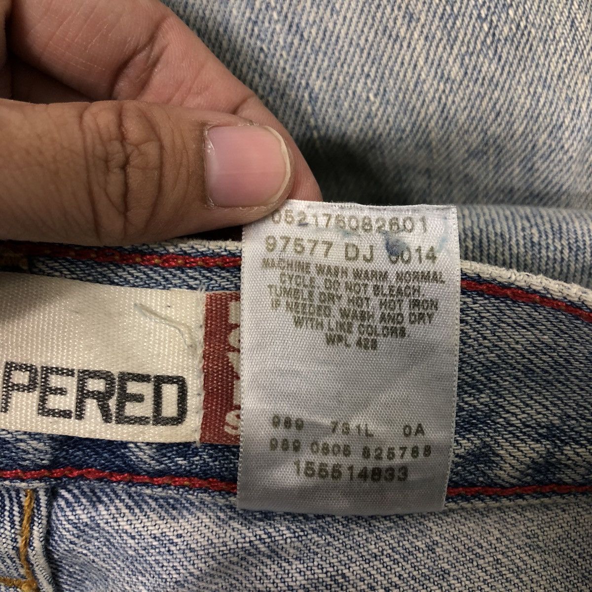 Levi's 🔥90’s Vintage Distressed Denim Jeans Levi’s Lot 550 Size US 32 / EU 48 - 16 Thumbnail