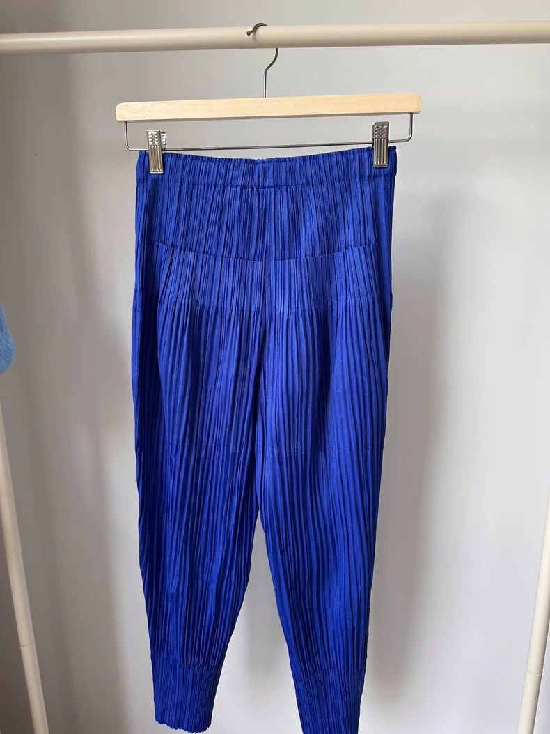 Issey Miyake Issey Miyake size:2 Blue pleated puff pants Size 31" - 5 Thumbnail