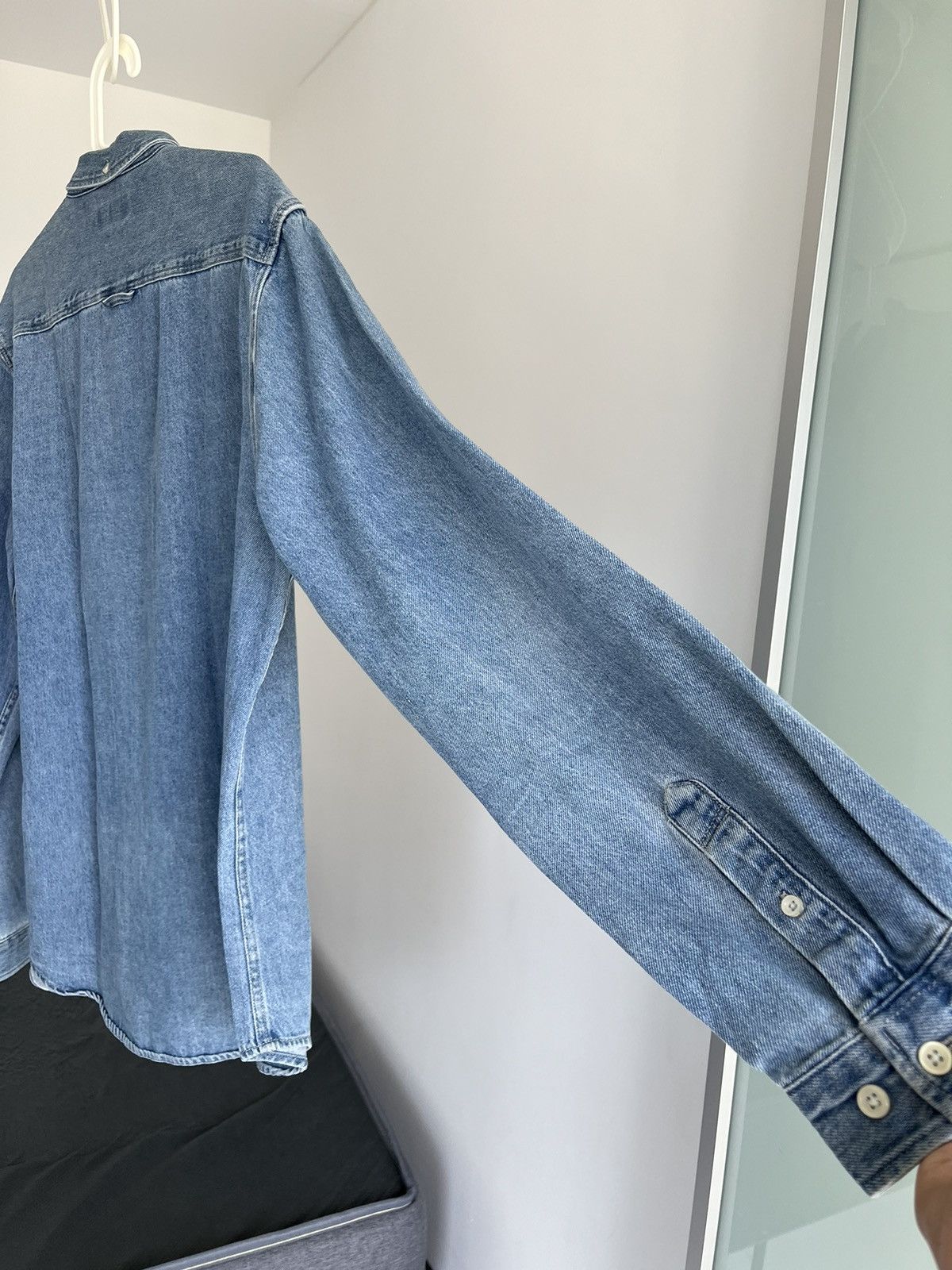 Zara Slim fit casual shirt denim blue vintage style Size US L / EU 52-54 / 3 - 5 Thumbnail