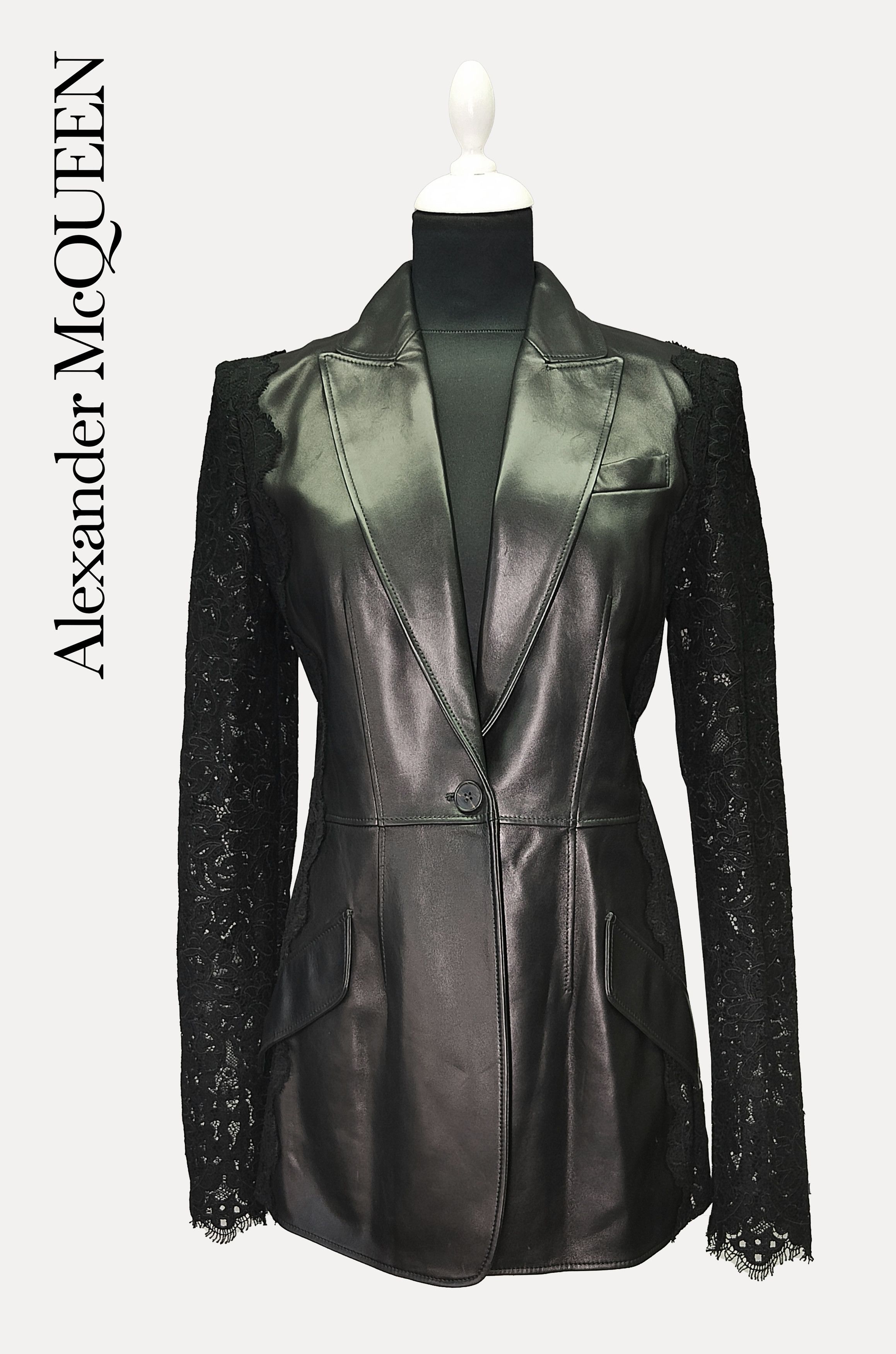 Alexander McQueen ALEXANDER McQUEEN_ S/S 2020 _ LACE _ LAMB LEATHER BLAZER Size S / US 4 / IT 40 - 1 Thumbnail