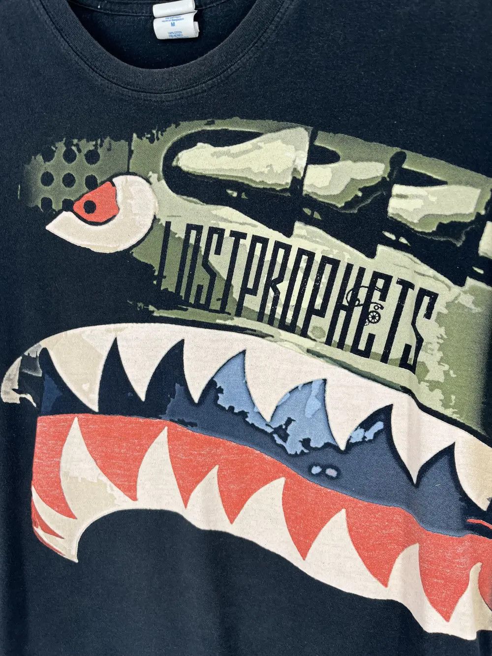 Band Tees Very Rare Vintage Y2K Lostprophets 2012 Tour Rock Tee Shirt Size US M / EU 48-50 / 2 - 7 Thumbnail