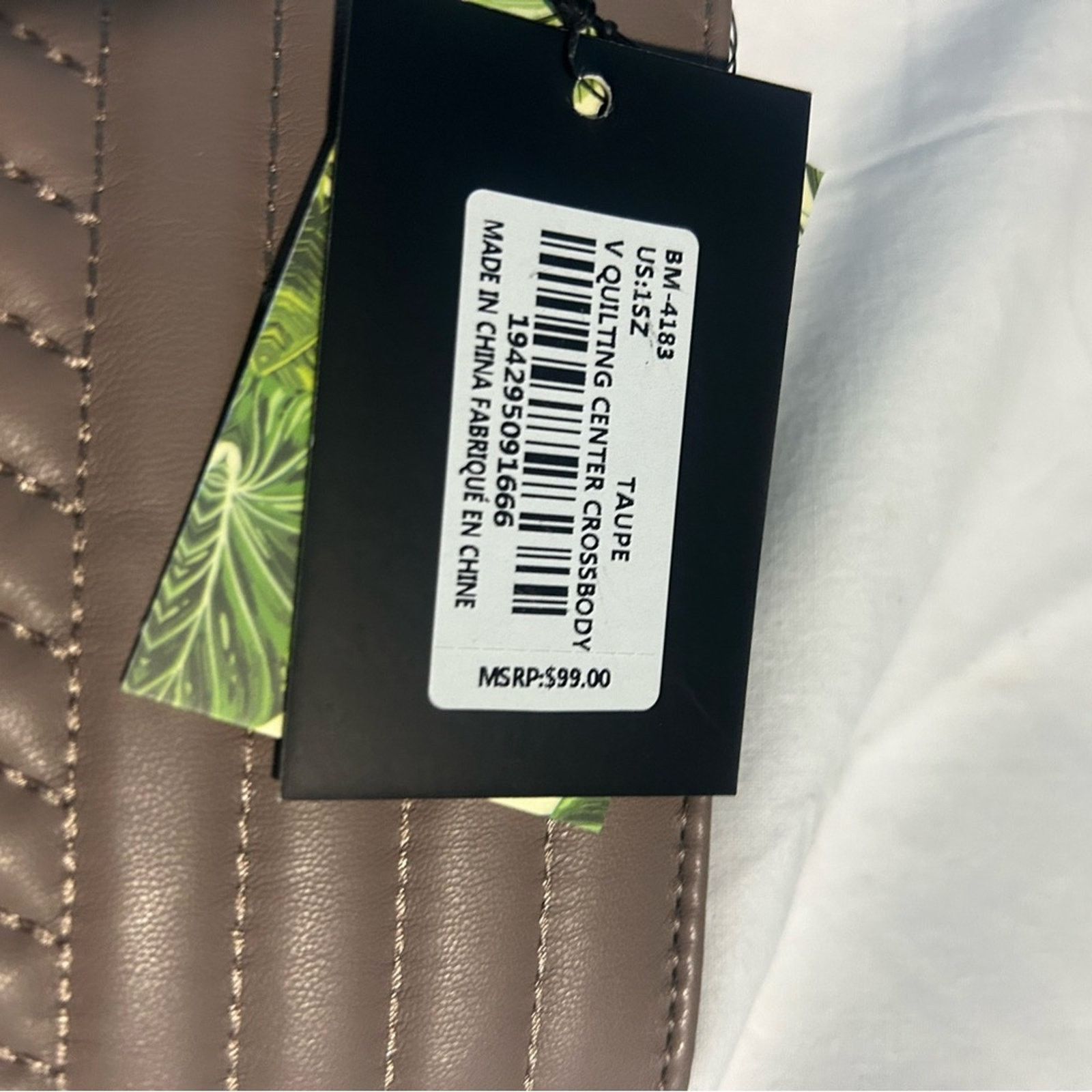 Badgley Mischka Badgley Mischka V Quilted Crossbody Chain Clutch Taupe NWT Size ONE SIZE - 4 Thumbnail