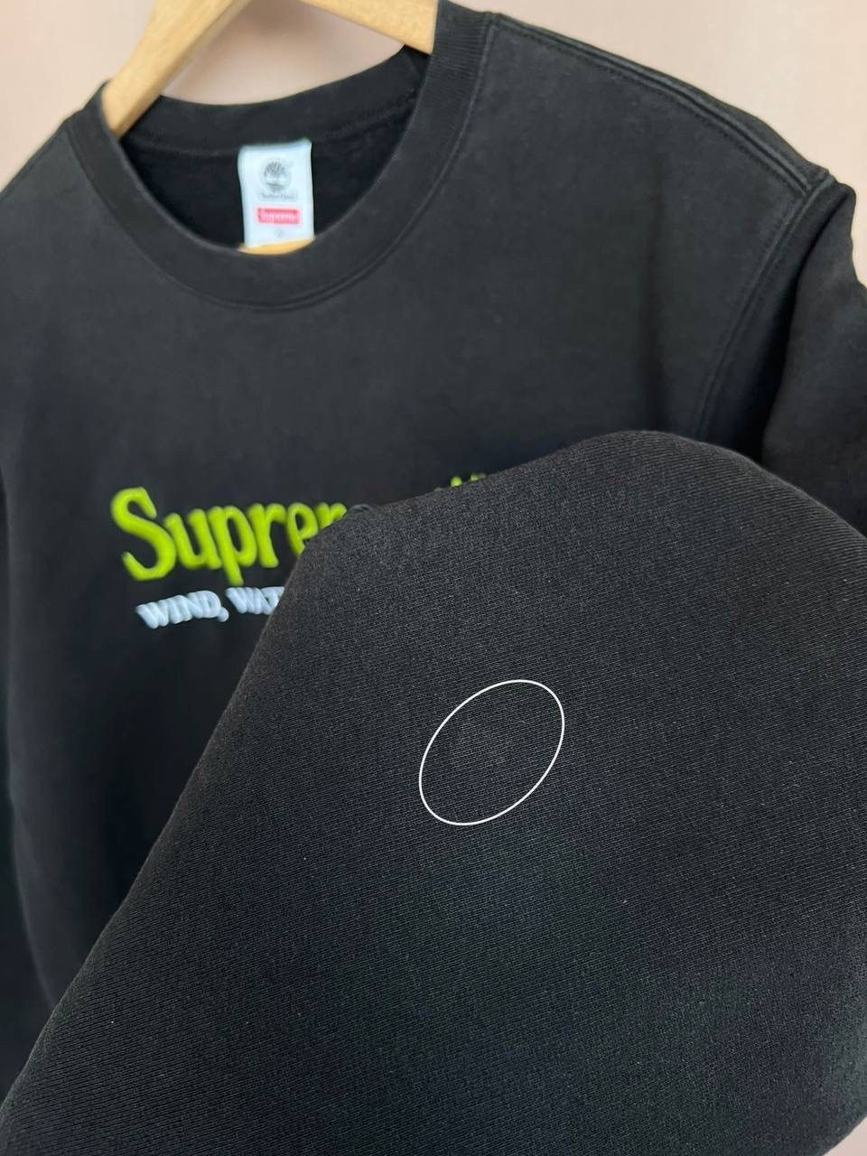 Supreme Supreme x Timberland Crewneck Black Sweatshirt Mens Size M Size US M / EU 48-50 / 2 - 16 Thumbnail
