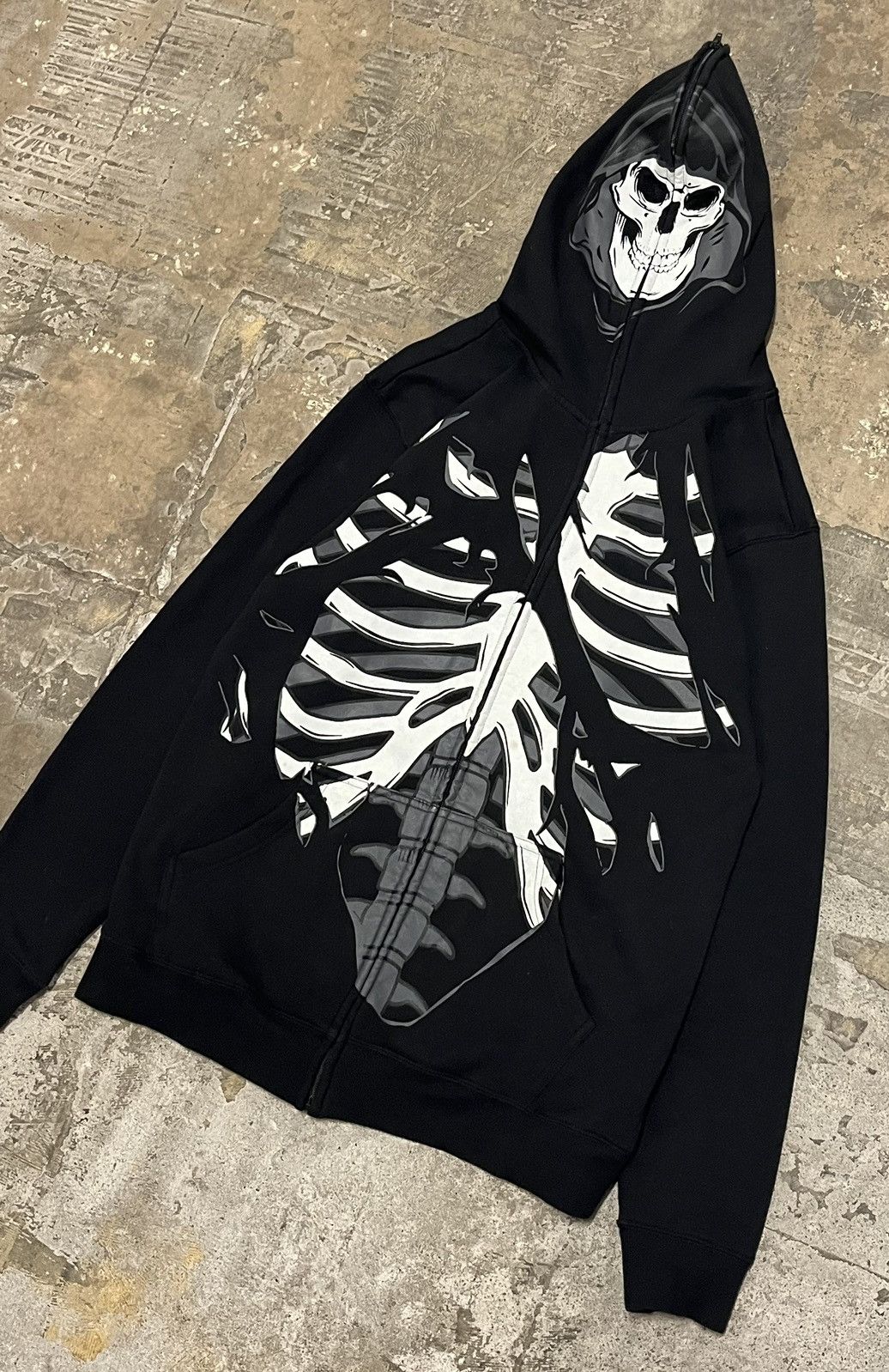 Vintage Skeleton full zip skater hoodie grunge emo cybery2k goth Size US L / EU 52-54 / 3 - 4 Thumbnail