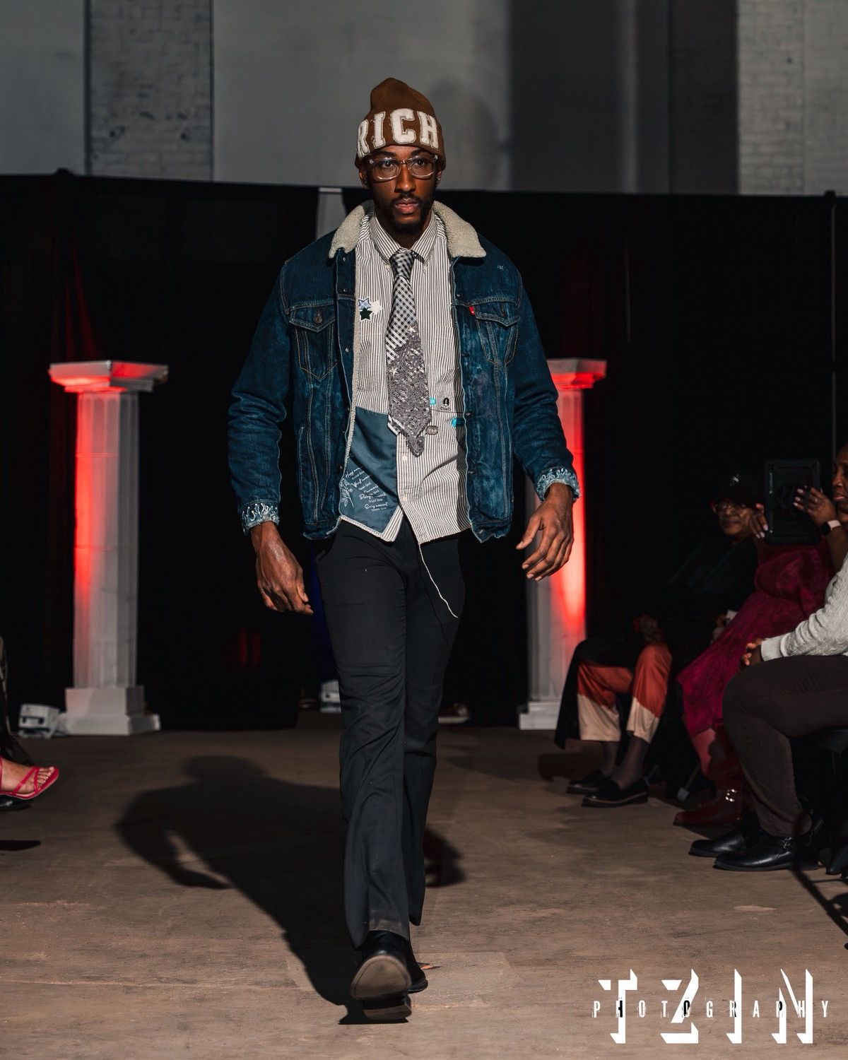 Levi's “Love” China Sherpa by @kendallcustoms Size US XL / EU 56 / 4 - 5 Thumbnail