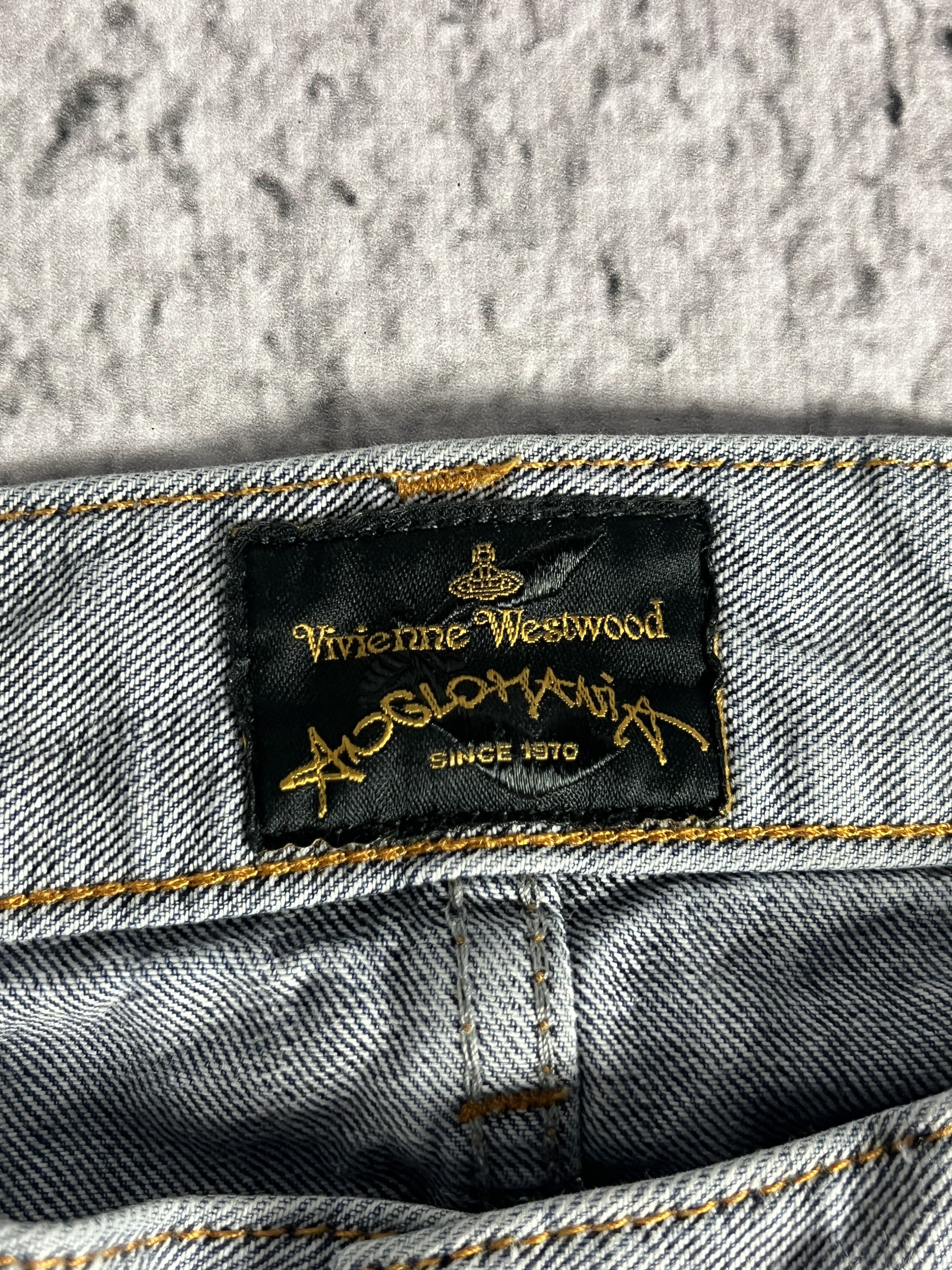 Vivienne Westwood Vivienne Westwood denim jeans 32 size big logo in pocket Size US 32 / EU 48 - 9 Thumbnail