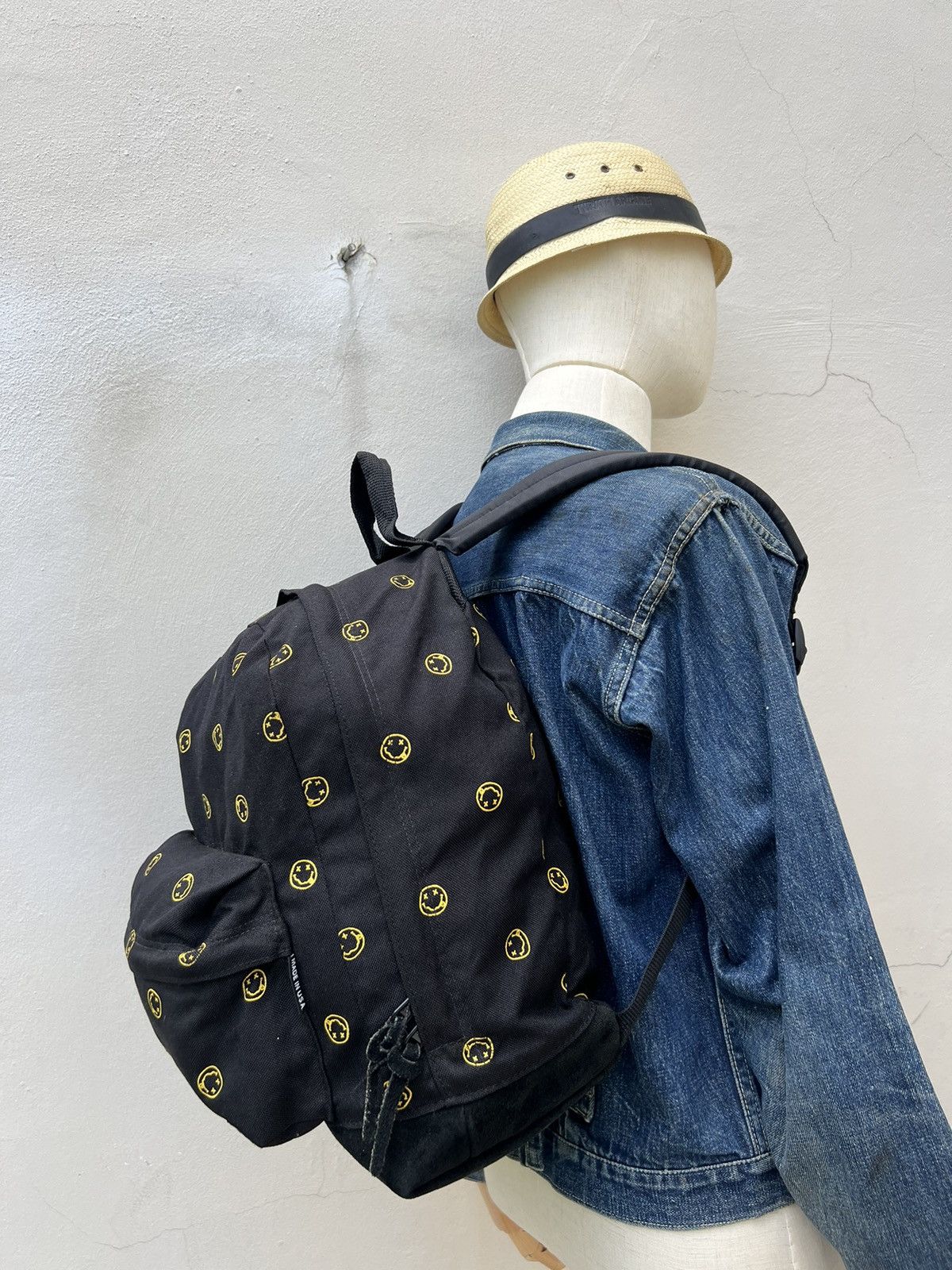 Nirvana HG X Nirvana Kurt Cobain Pick Me Yeah! Backpack Bag Size ONE SIZE - 6 Thumbnail