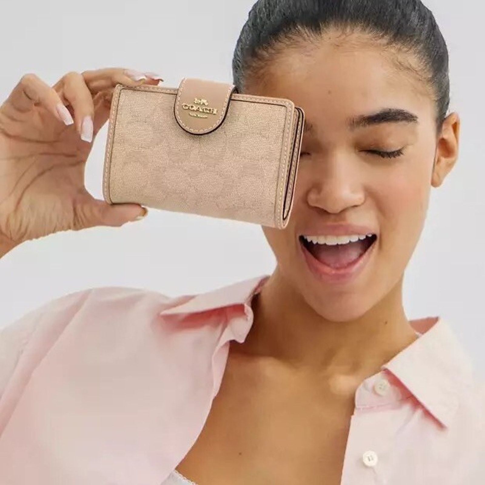 Coach NWT Coach Medium Corner Zip Wallet CAO98 Im/Dark Natural Size ONE SIZE - 9 Thumbnail