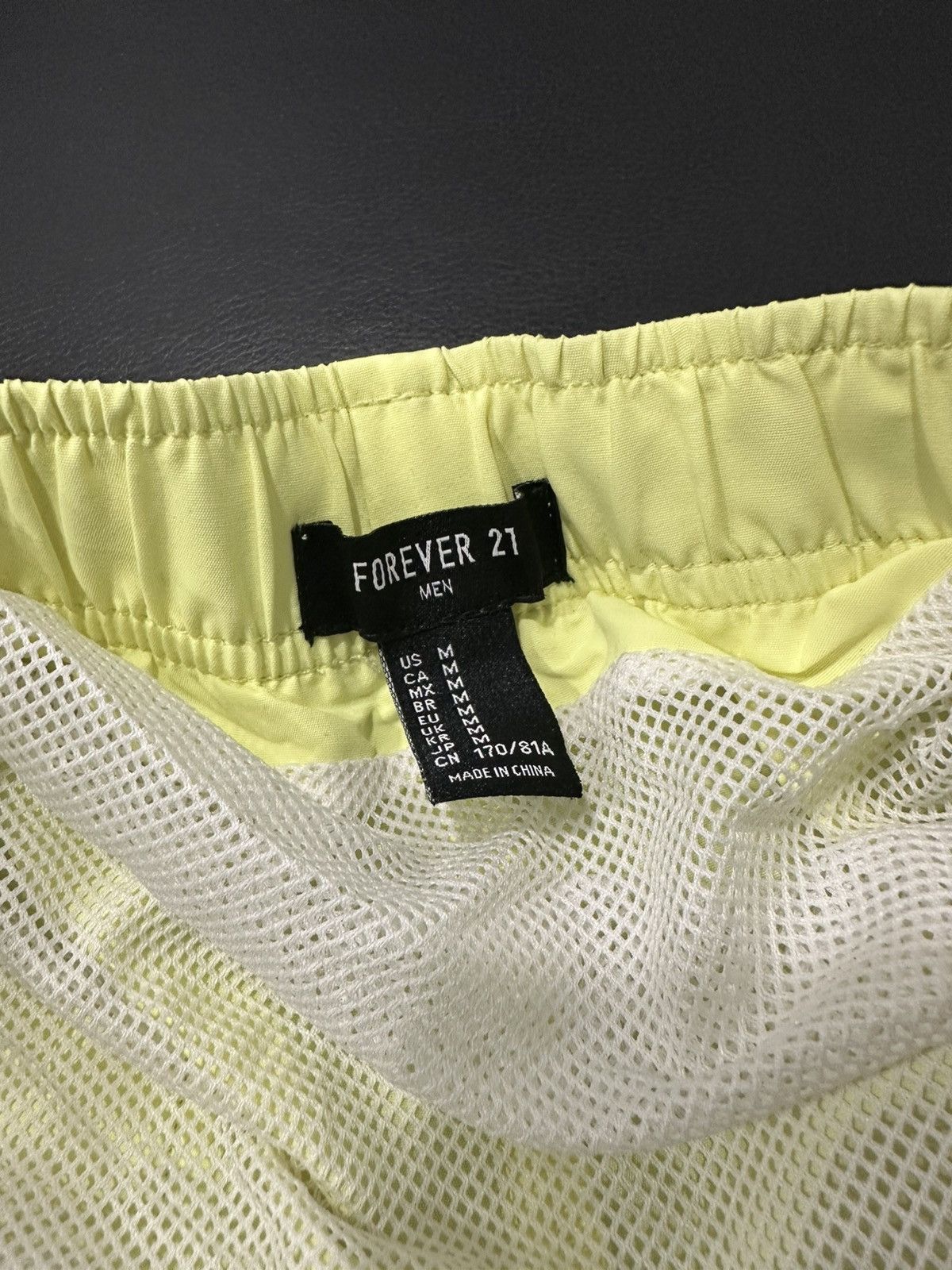 Other Forever 21 Neon Yellow Swimming Trunks Size Medium Size US 32 / EU 48 - 3 Thumbnail