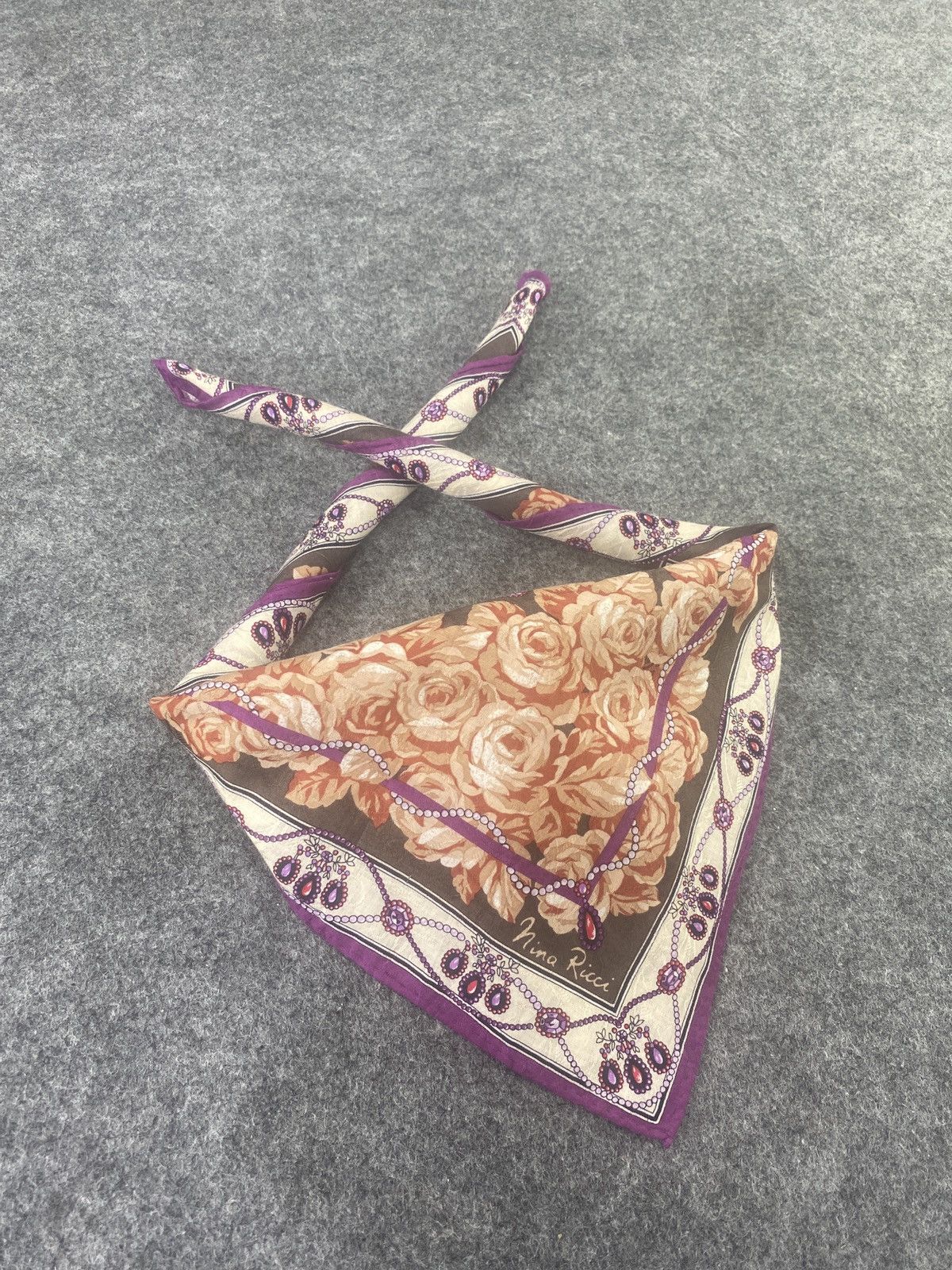 Vintage Nina Ricci Handkerchief / Bandana / Neckerchief-B077 Size ONE SIZE - 1 Thumbnail