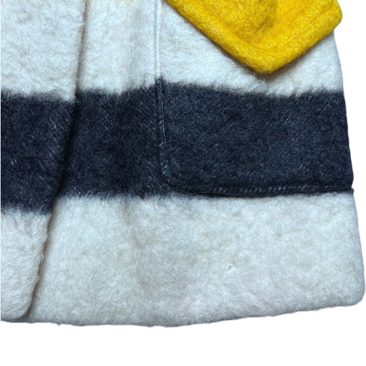 Hudsons Bay × Vintage Hudson Bay Company 4 Point Blankets Wool Belt Women’s Jacket Size S / US 4 / IT 40 - 10 Thumbnail