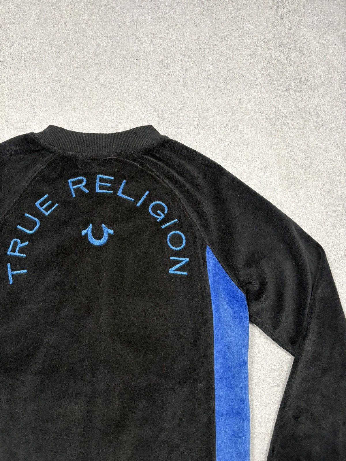 True Religion True Religion Velour Track Jacket Full Zip Japanese M Y2K Size M / US 6-8 / IT 42-44 - 3 Thumbnail
