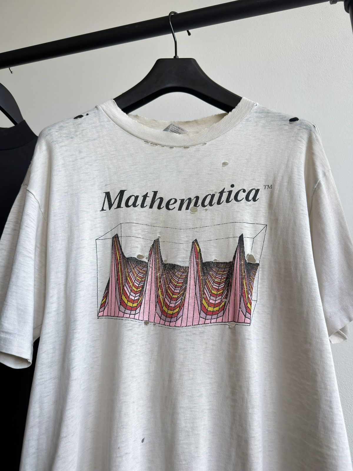 Vintage Vintage 90s Thrashed Faded Mathematica Erd Grunge Band Tee Size US M / EU 48-50 / 2 - 1 Thumbnail